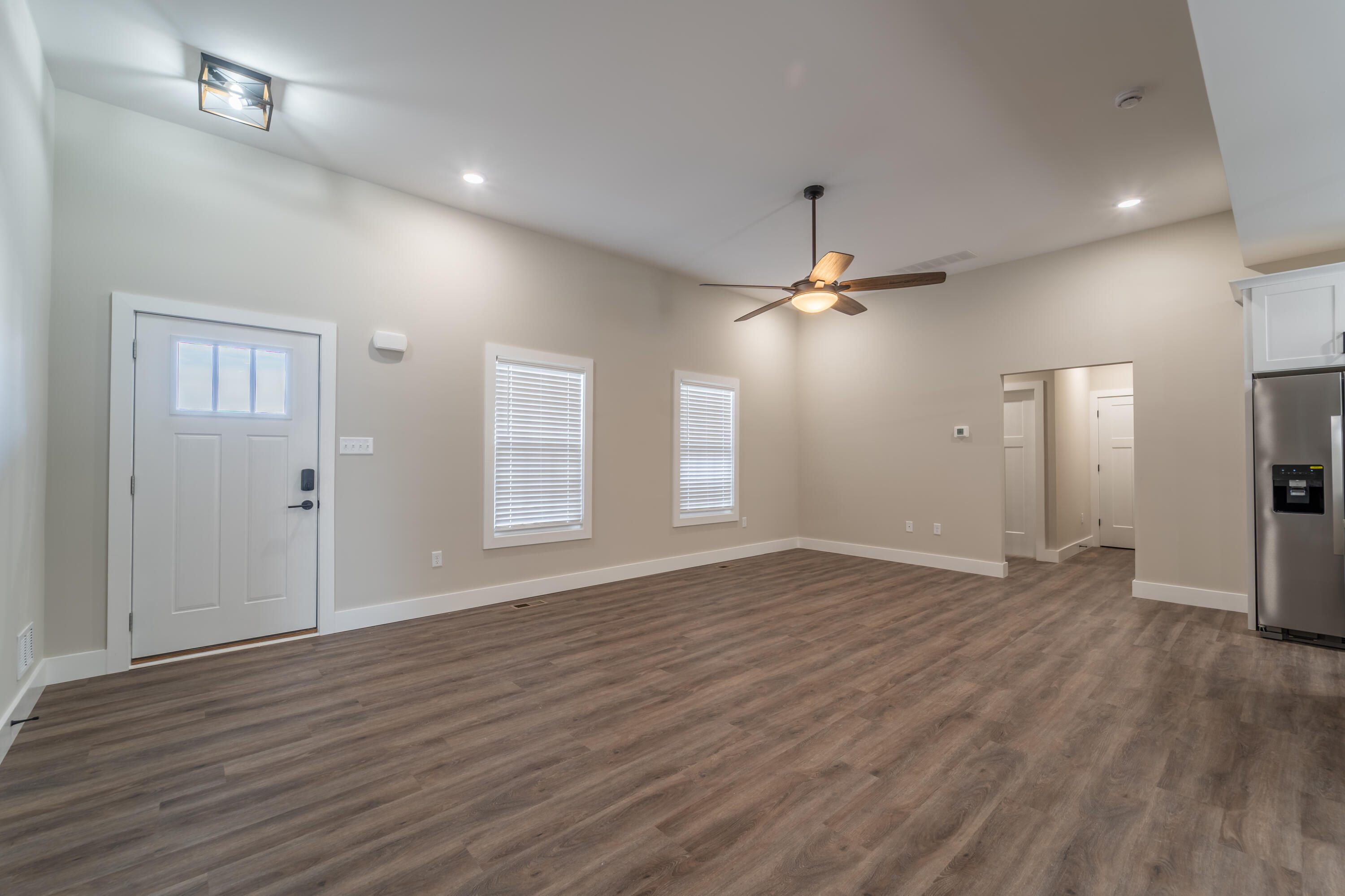 156 Central Park Avenue Property Photo 6