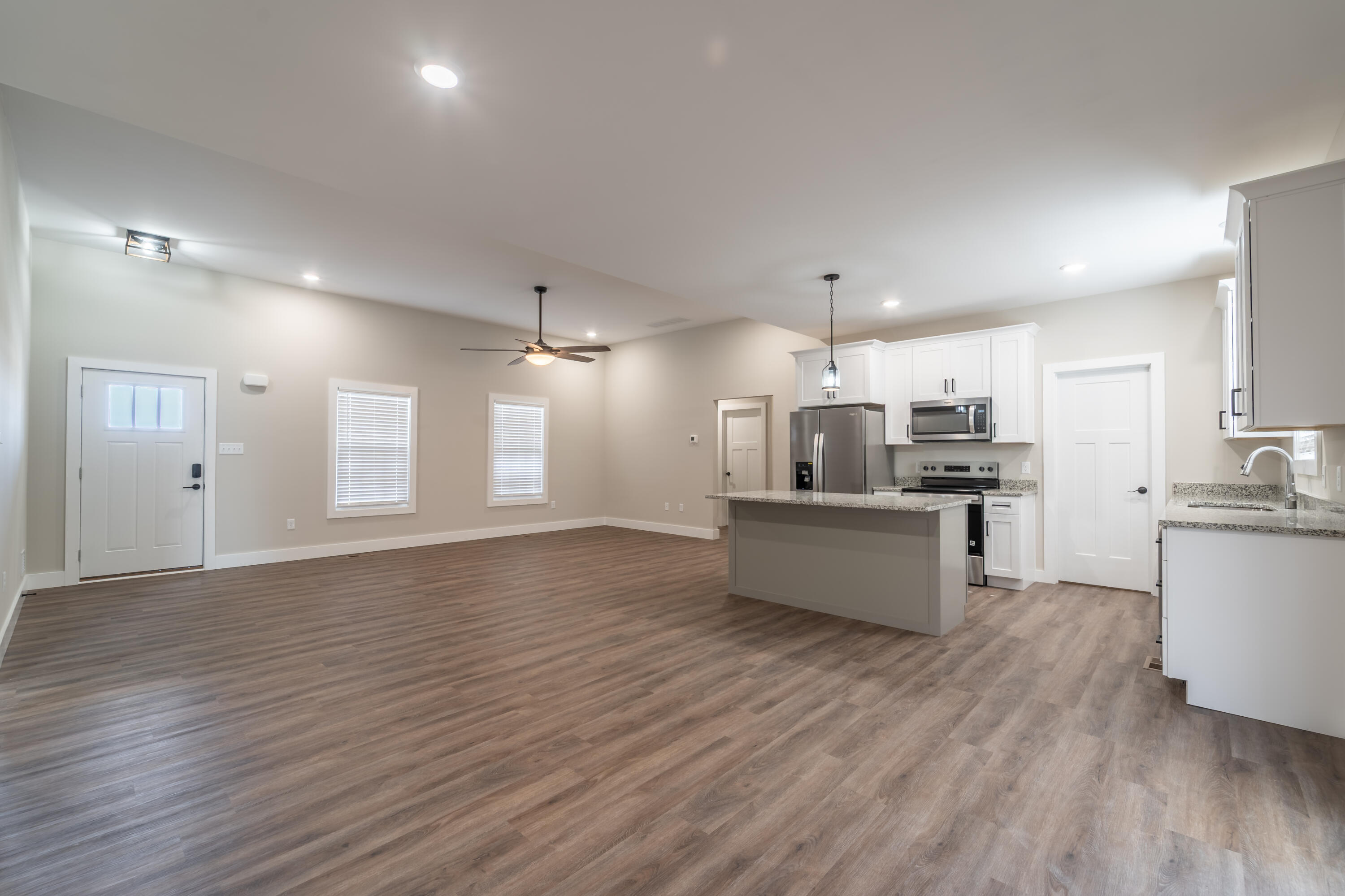 156 Central Park Avenue Property Photo 9