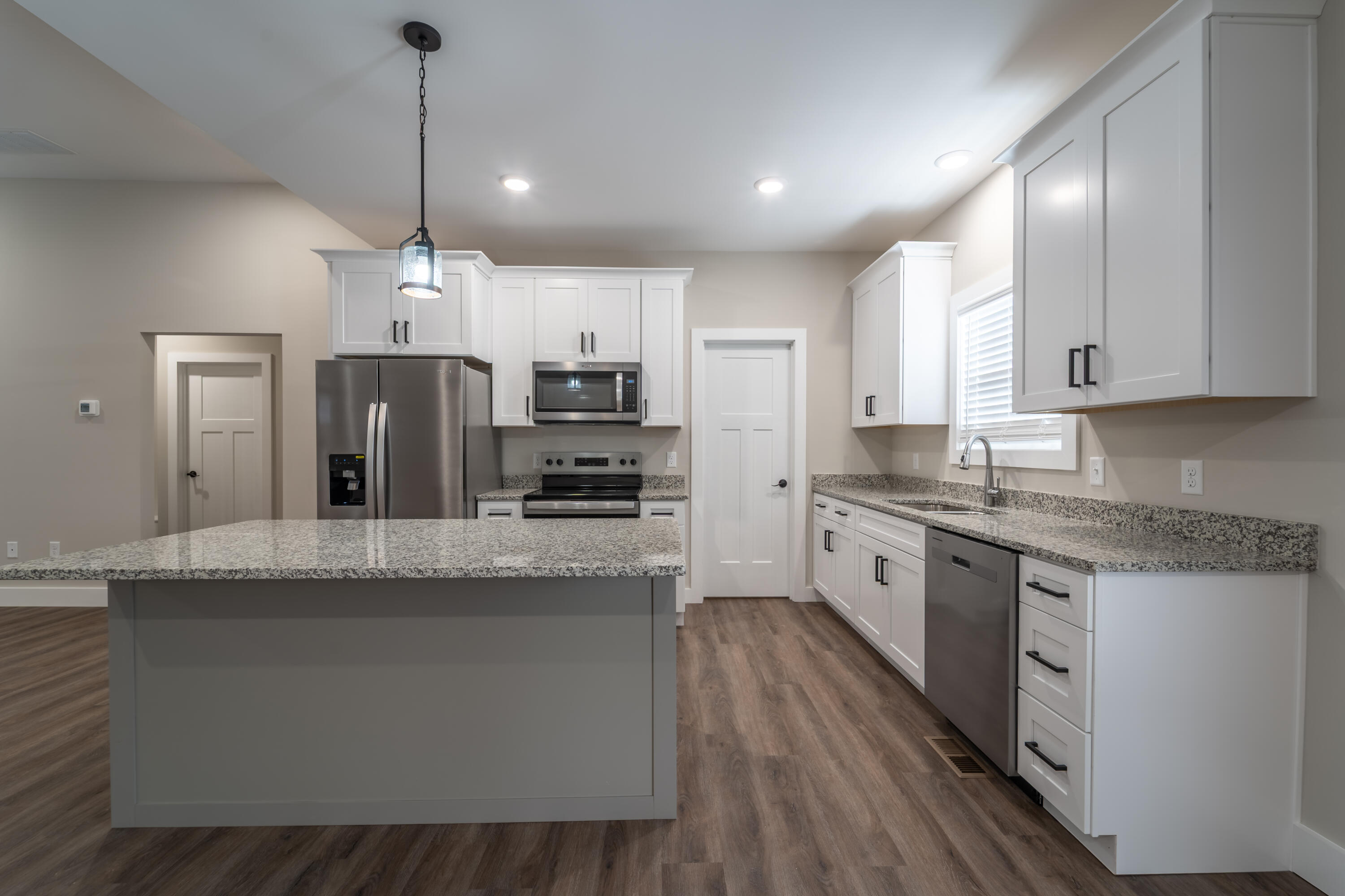 156 Central Park Avenue Property Photo 15