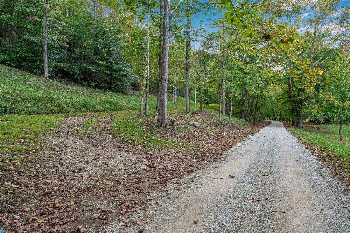 2270 Star Gap Road Property Photo 4