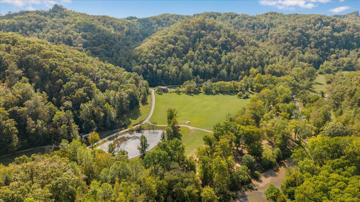 2270 Star Gap Road Property Photo 9