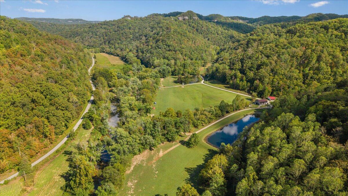 2270 Star Gap Road Property Photo 14
