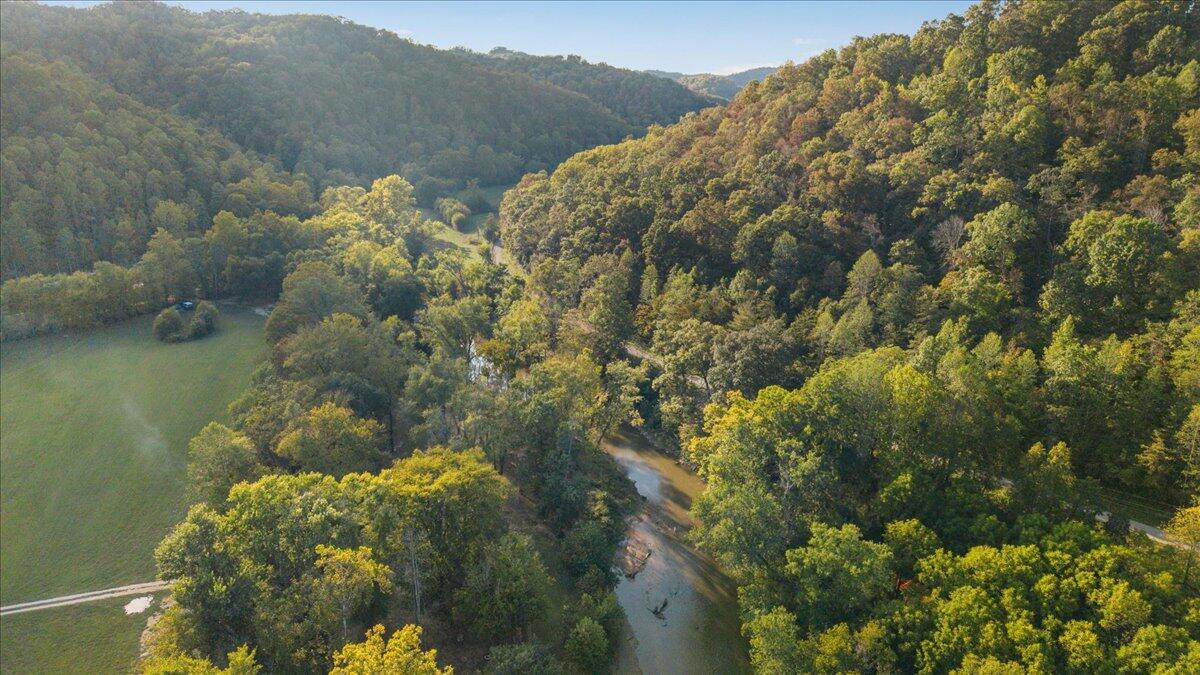 2270 Star Gap Road Property Photo 15