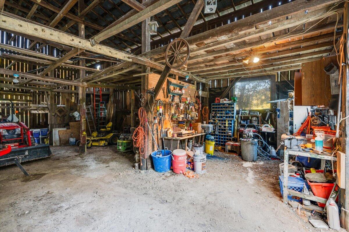 2270 Star Gap Road Property Photo 22
