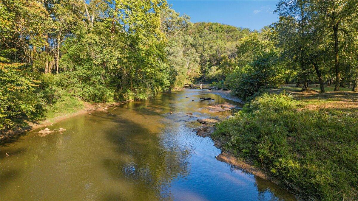 2270 Star Gap Road Property Photo 27