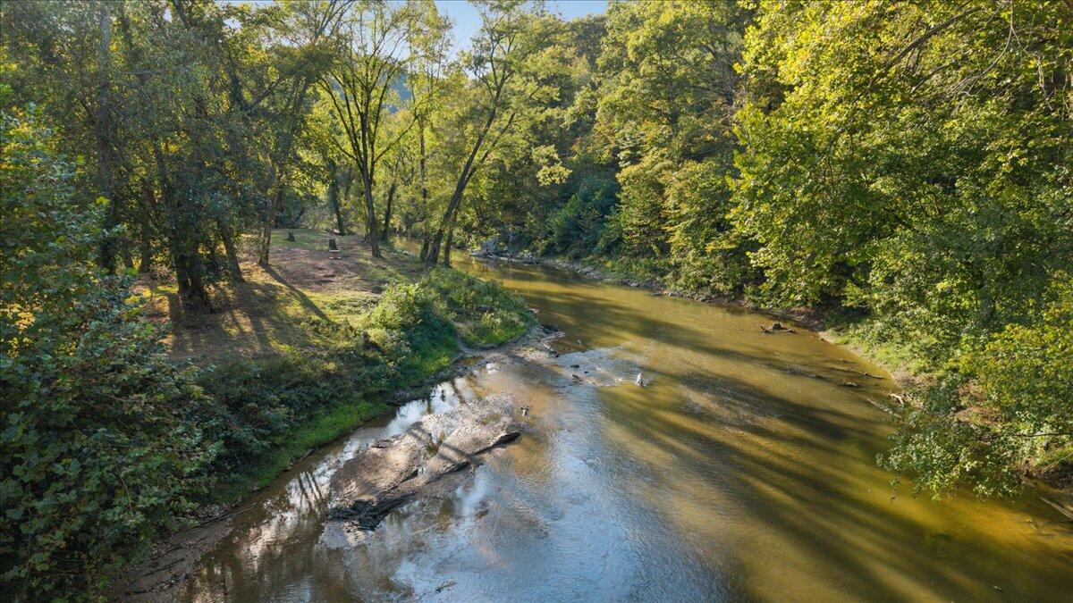 2270 Star Gap Road Property Photo 37