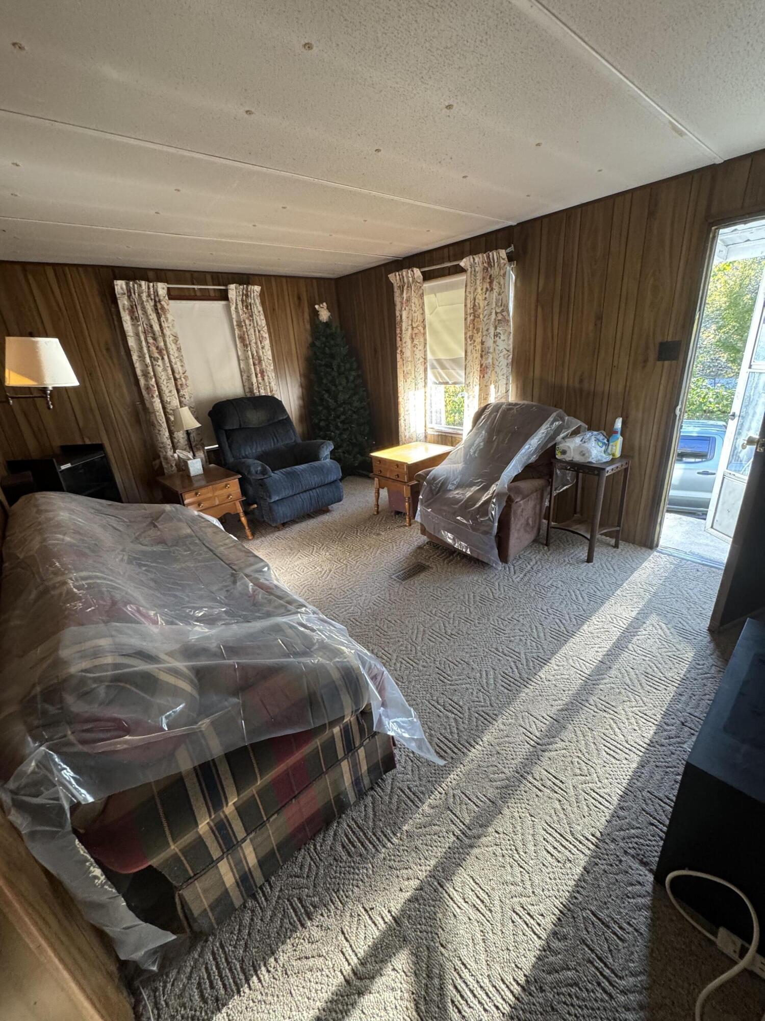 237 Brown Street Property Photo 6