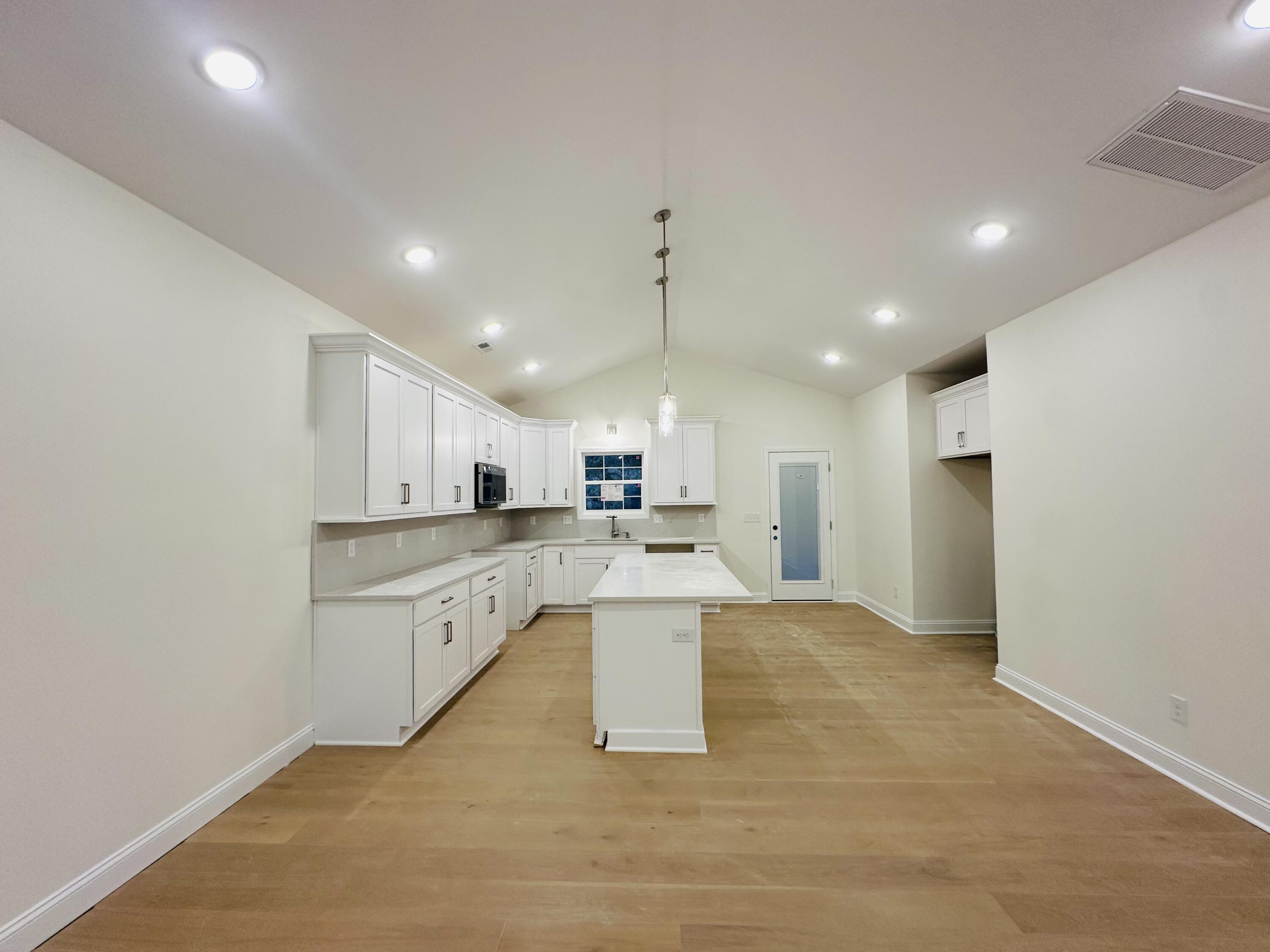 1312 Rabbit Warren Flat Property Photo 6
