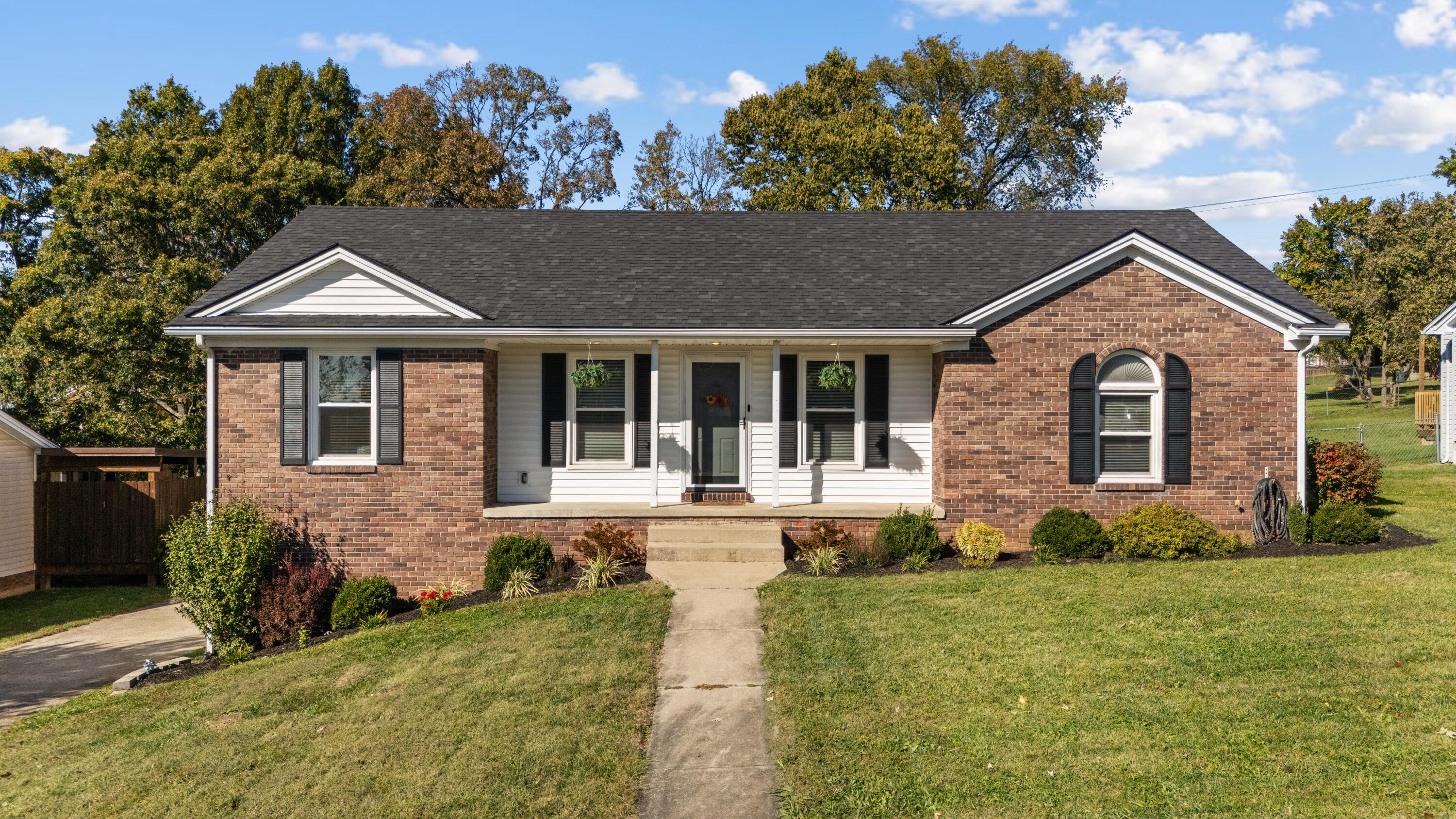 161 Blueridge Drive Property Photo 1