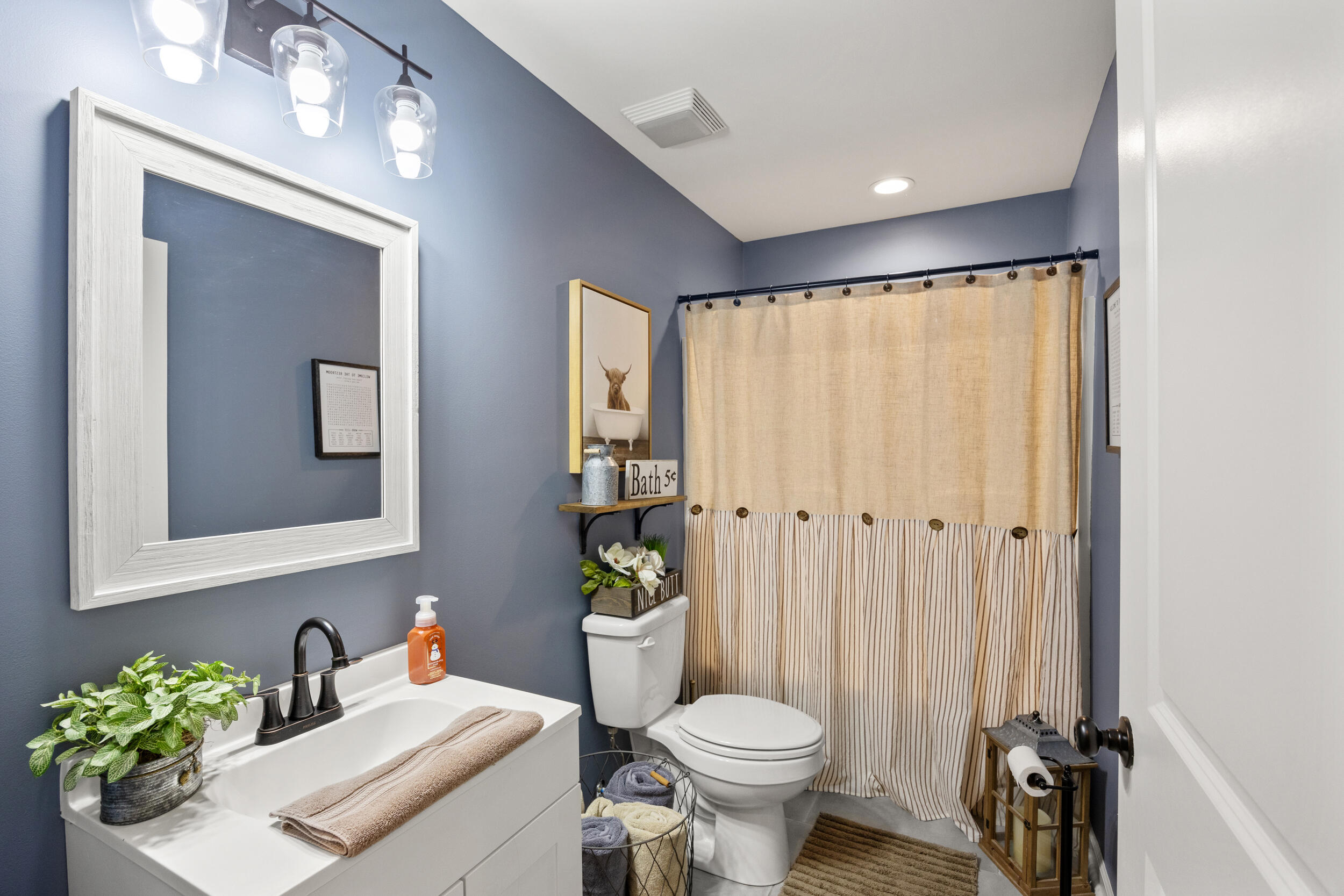 1013 Silver Leaf Drive Property Photo 13