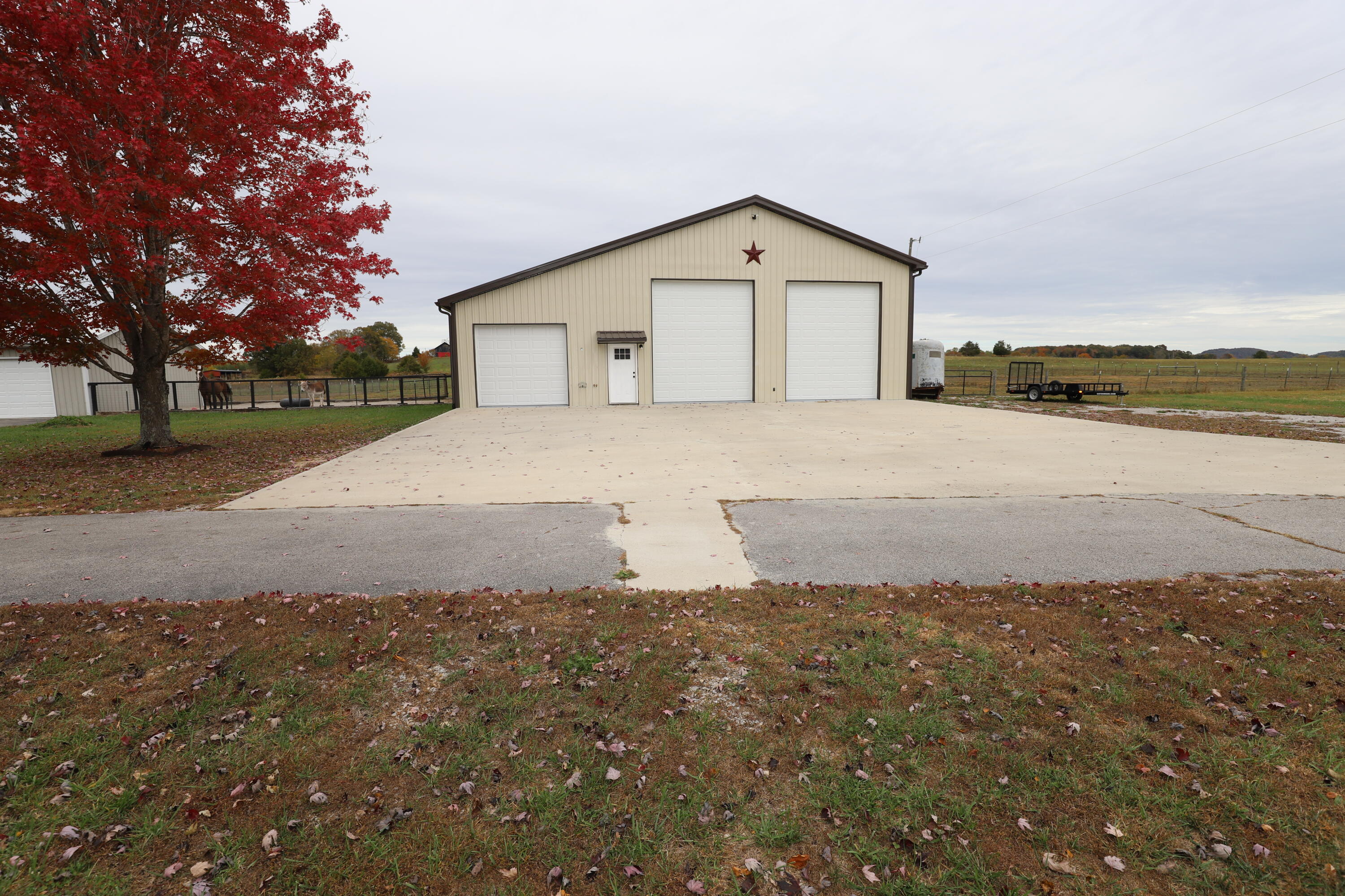 145 Hamm School Road Property Photo 6