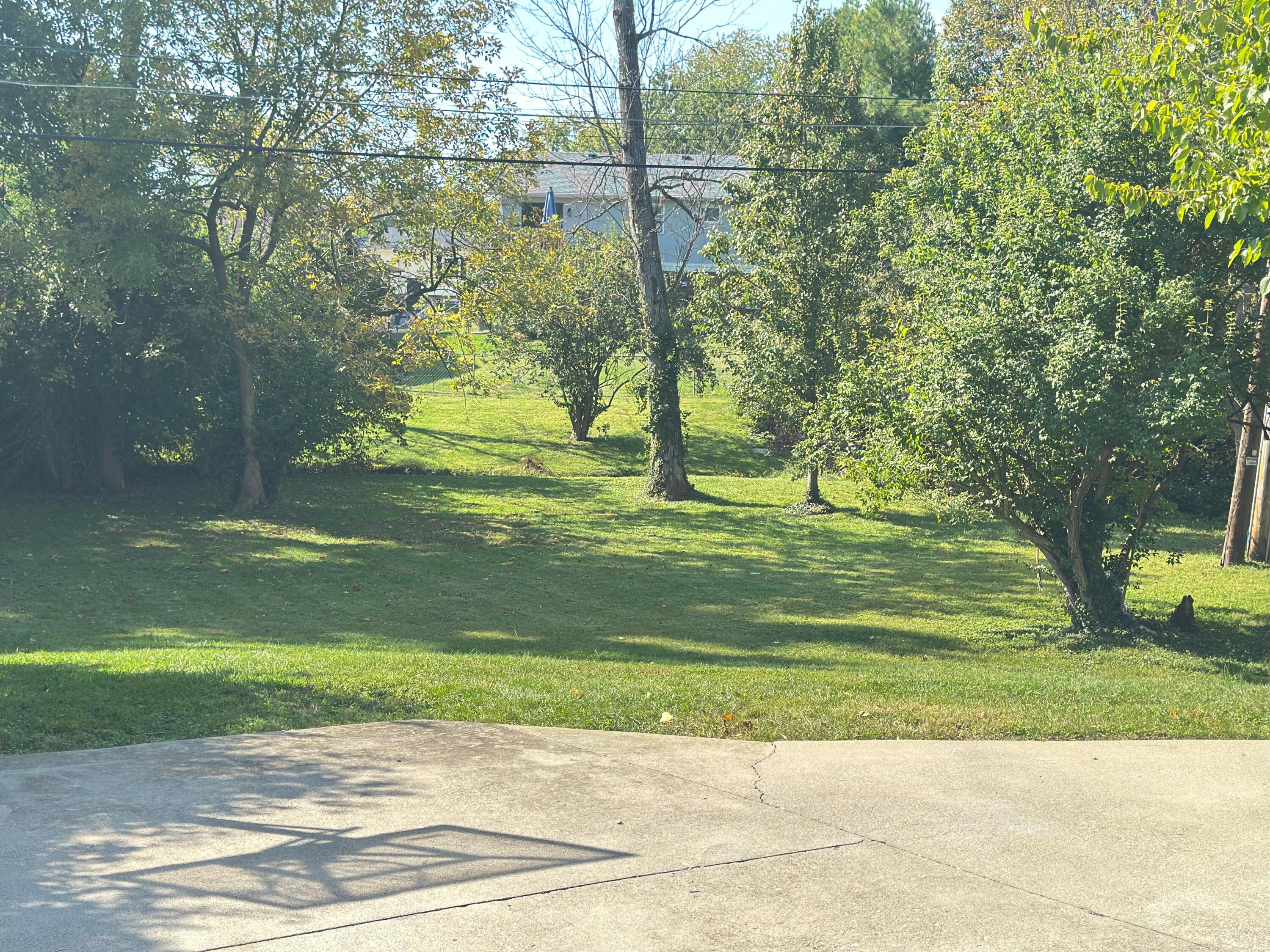 2808 Easthills Drive Property Photo 20