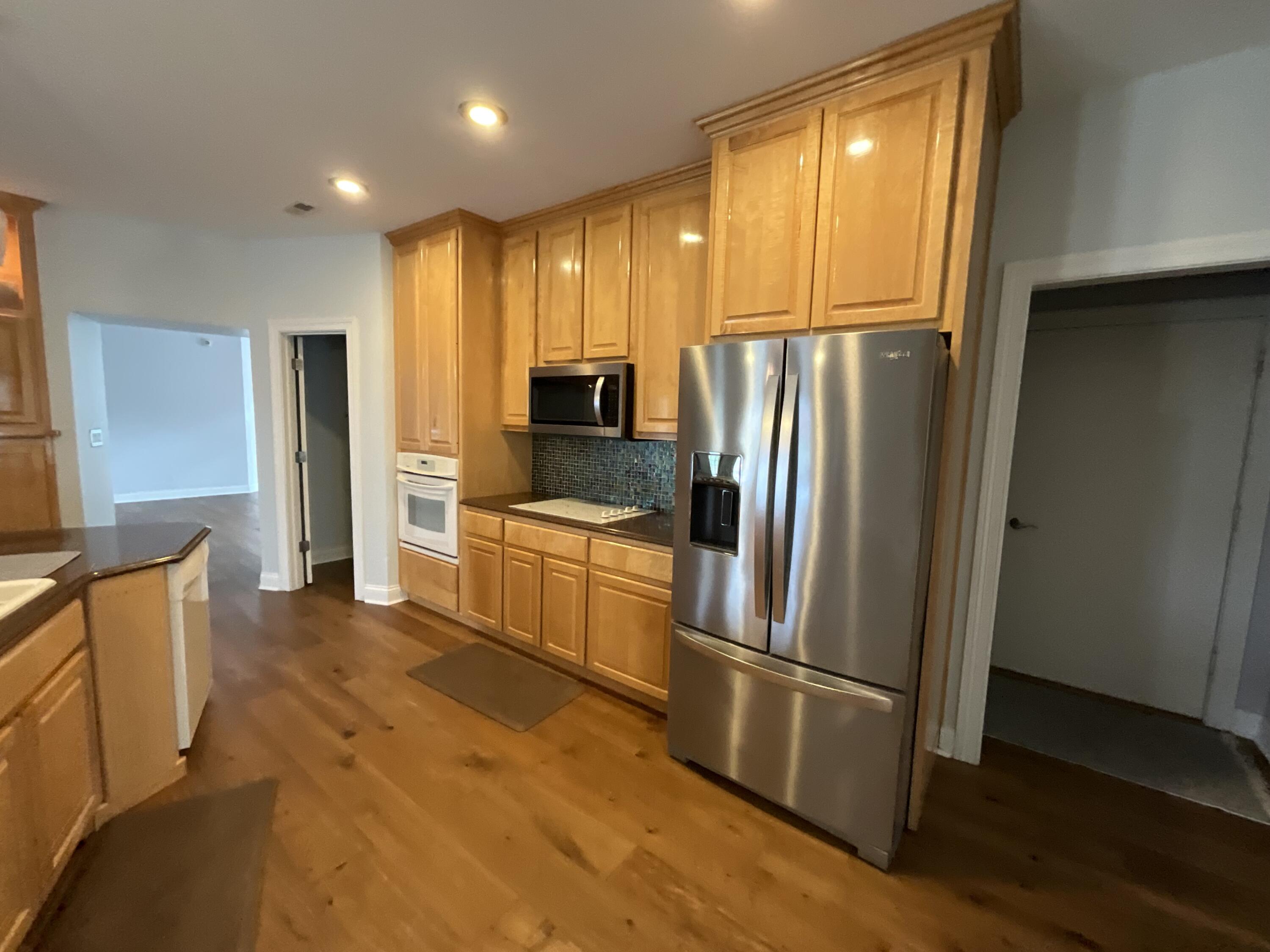 415 Splendor View Drive Property Photo 18
