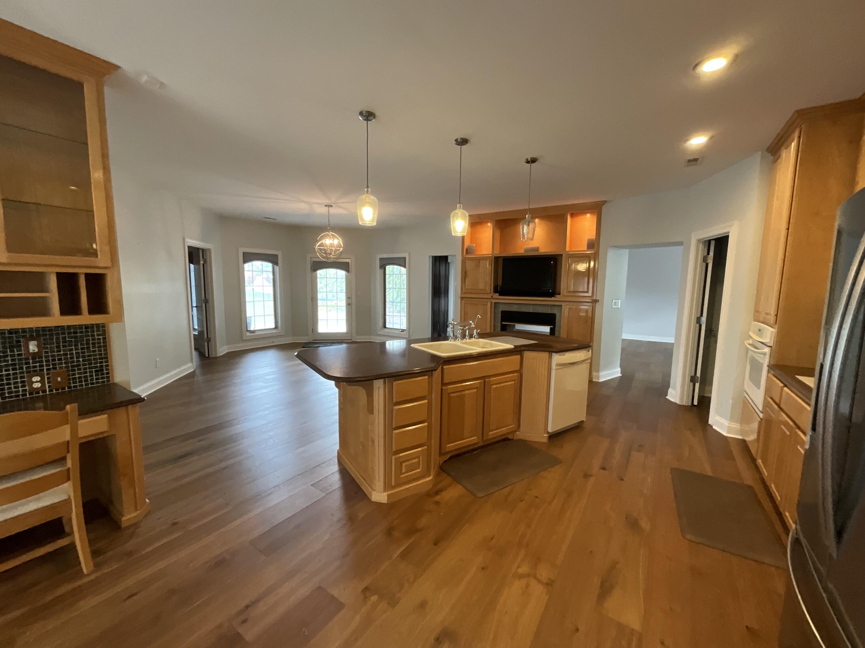 415 Splendor View Drive Property Photo 20