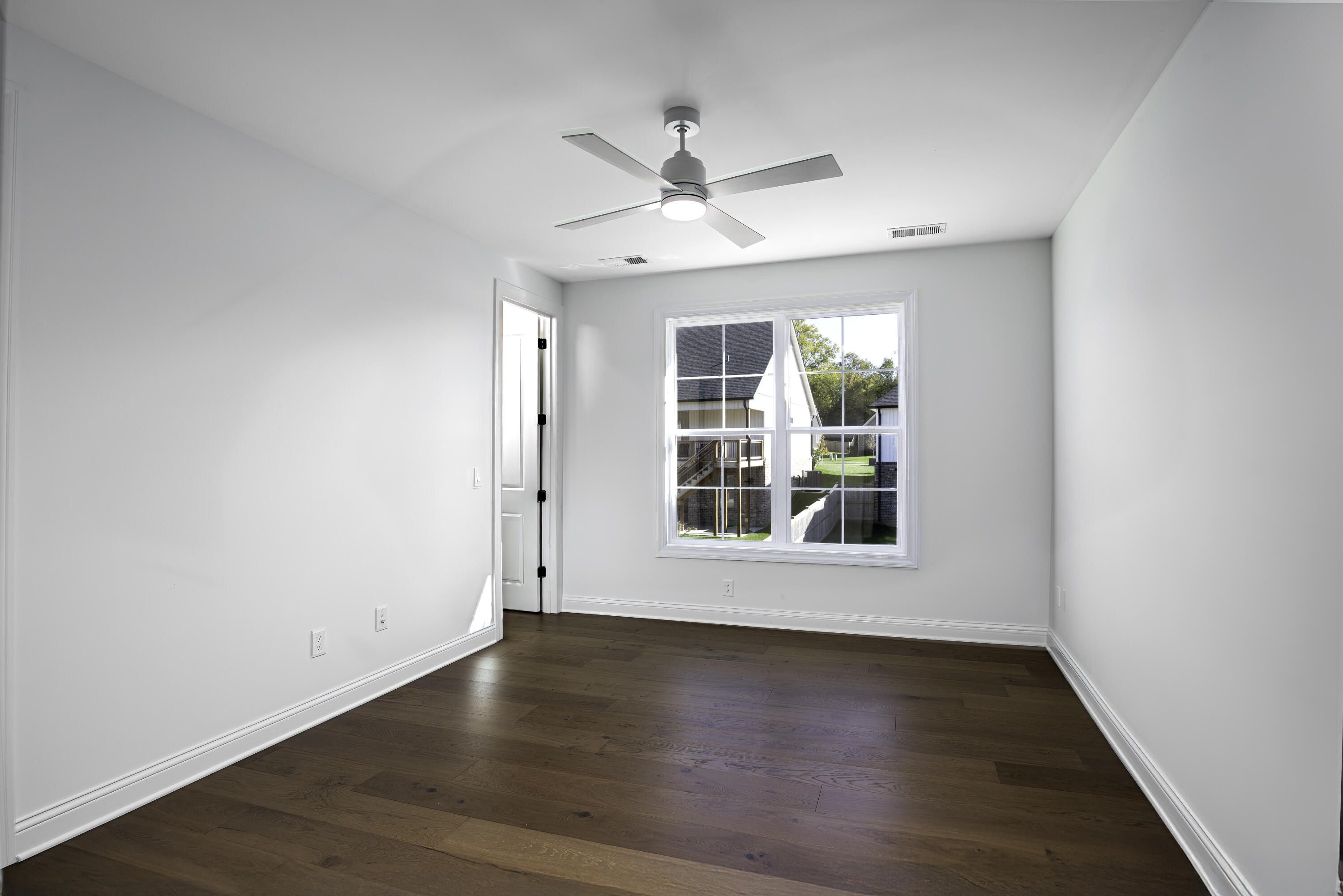 712 Azalea Lane Property Photo 19