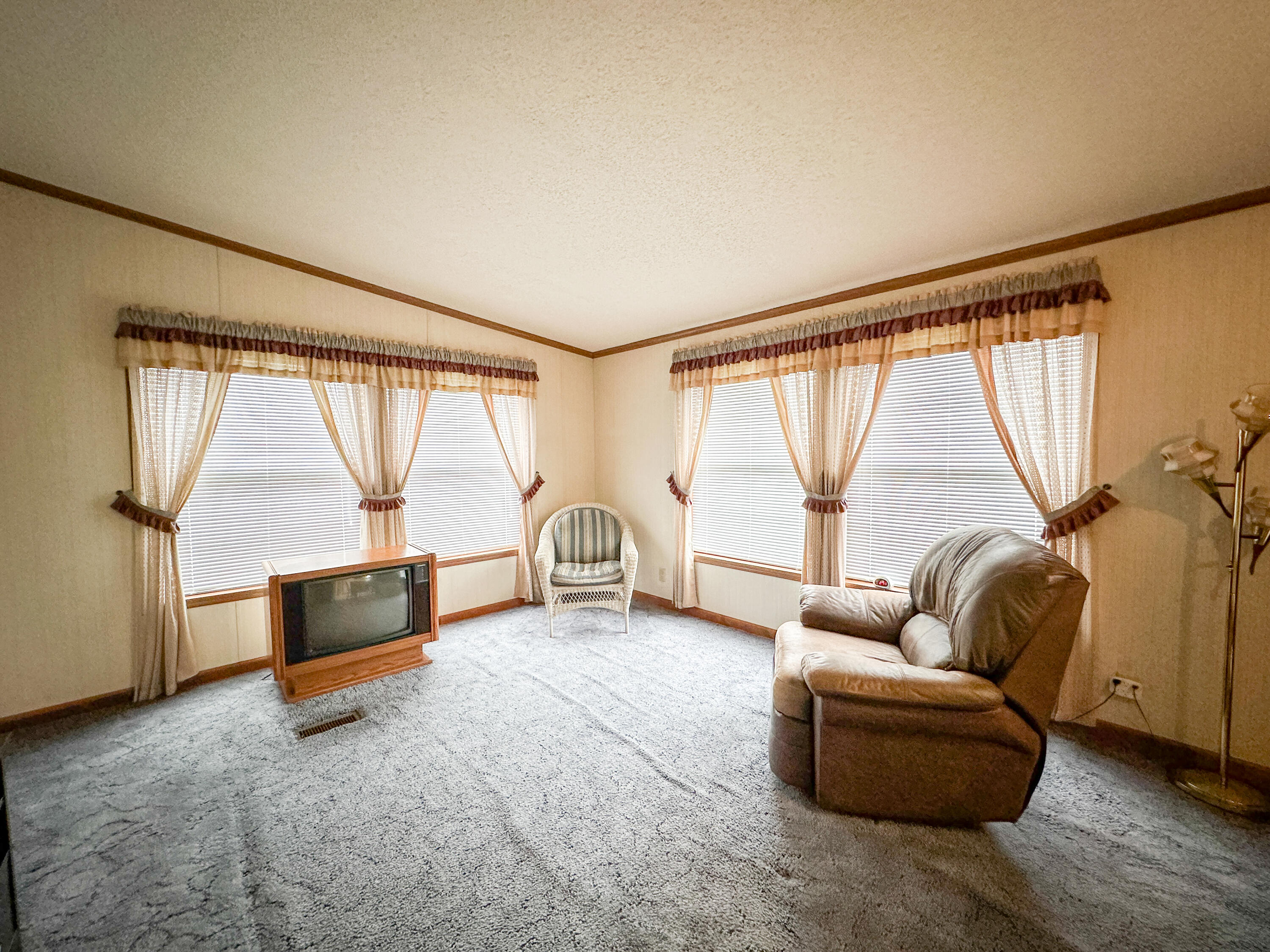765 Stanford Street Property Photo 15
