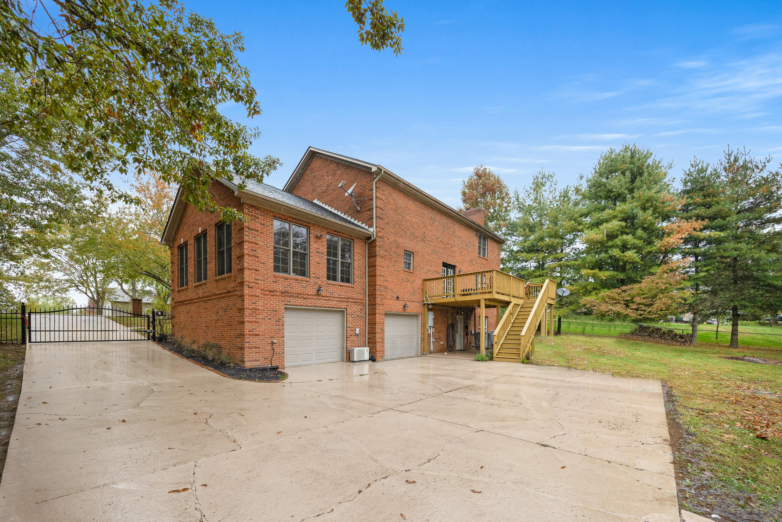 113 Old Pond Way Property Photo 36