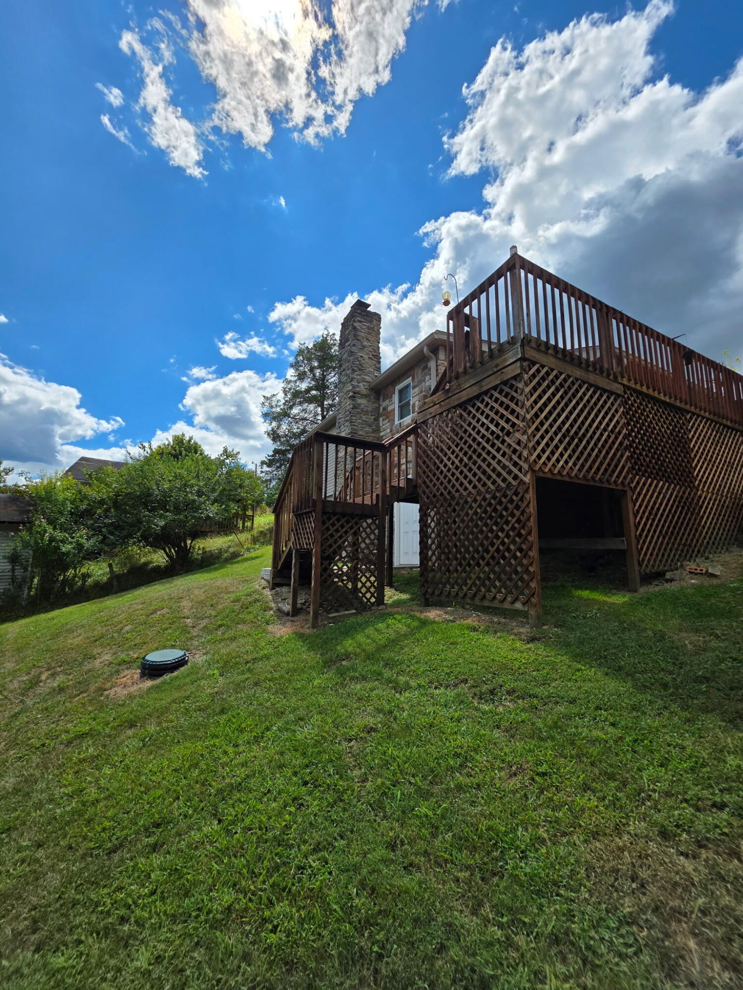 220 Leon Boulevard Property Photo 6