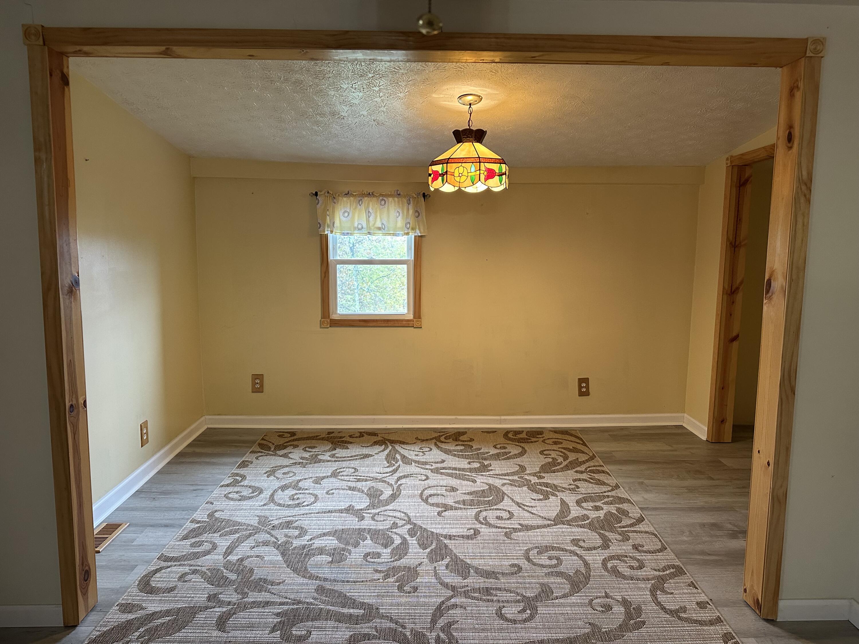 220 Leon Boulevard Property Photo 10