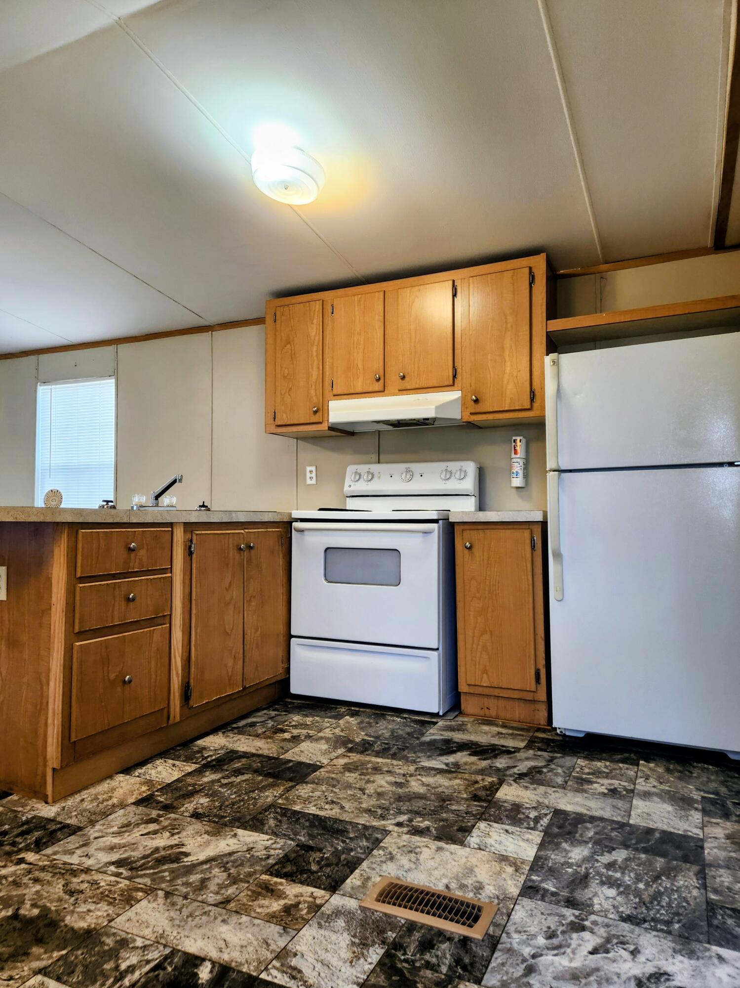 231 Sunset Drive Property Photo 15