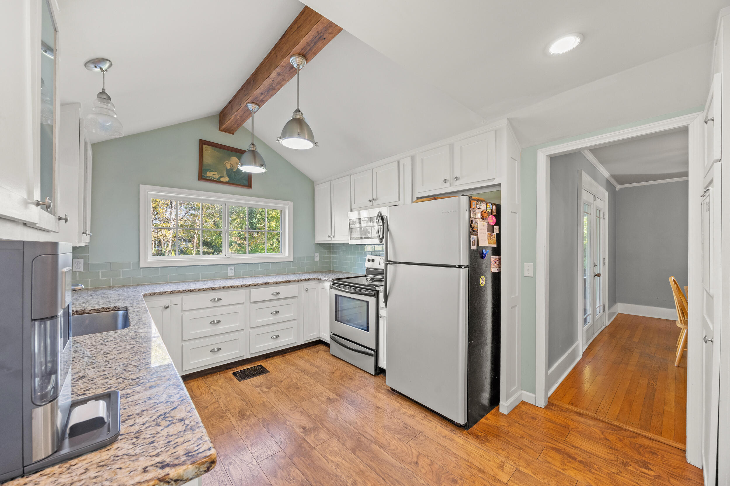 829 W Lexington Avenue Property Photo 18