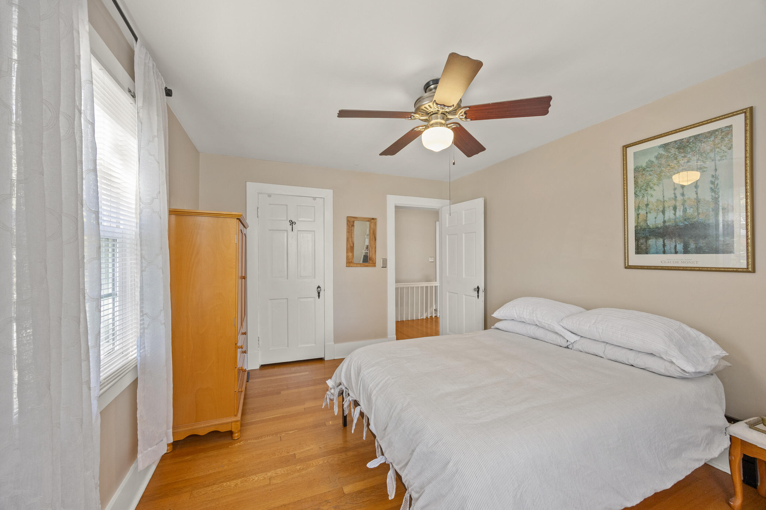 829 W Lexington Avenue Property Photo 25