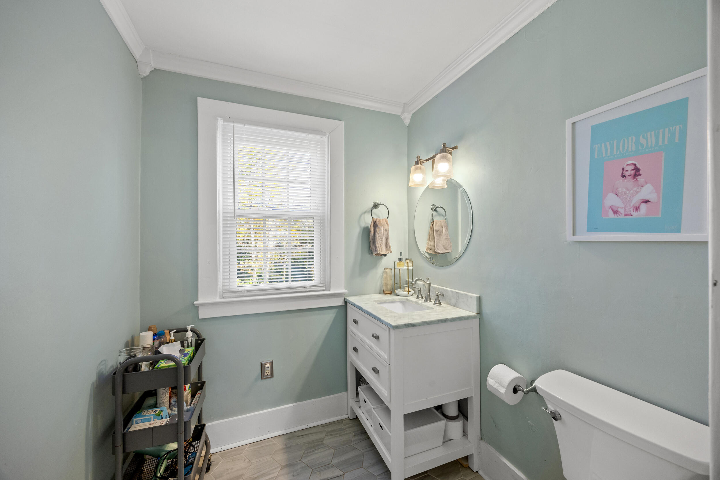 829 W Lexington Avenue Property Photo 28