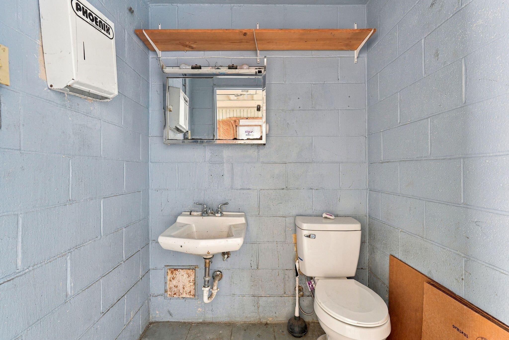 207 N Broadway Street Property Photo 13