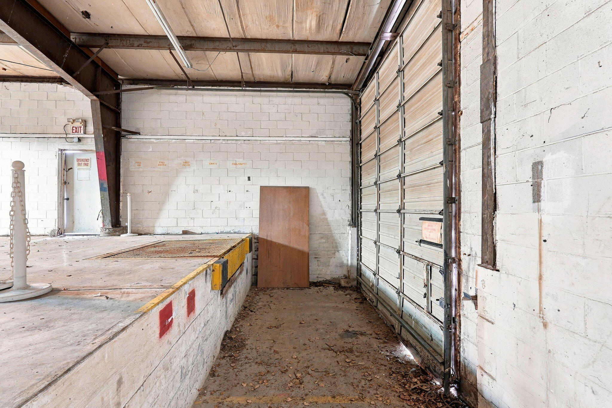 207 N Broadway Street Property Photo 24