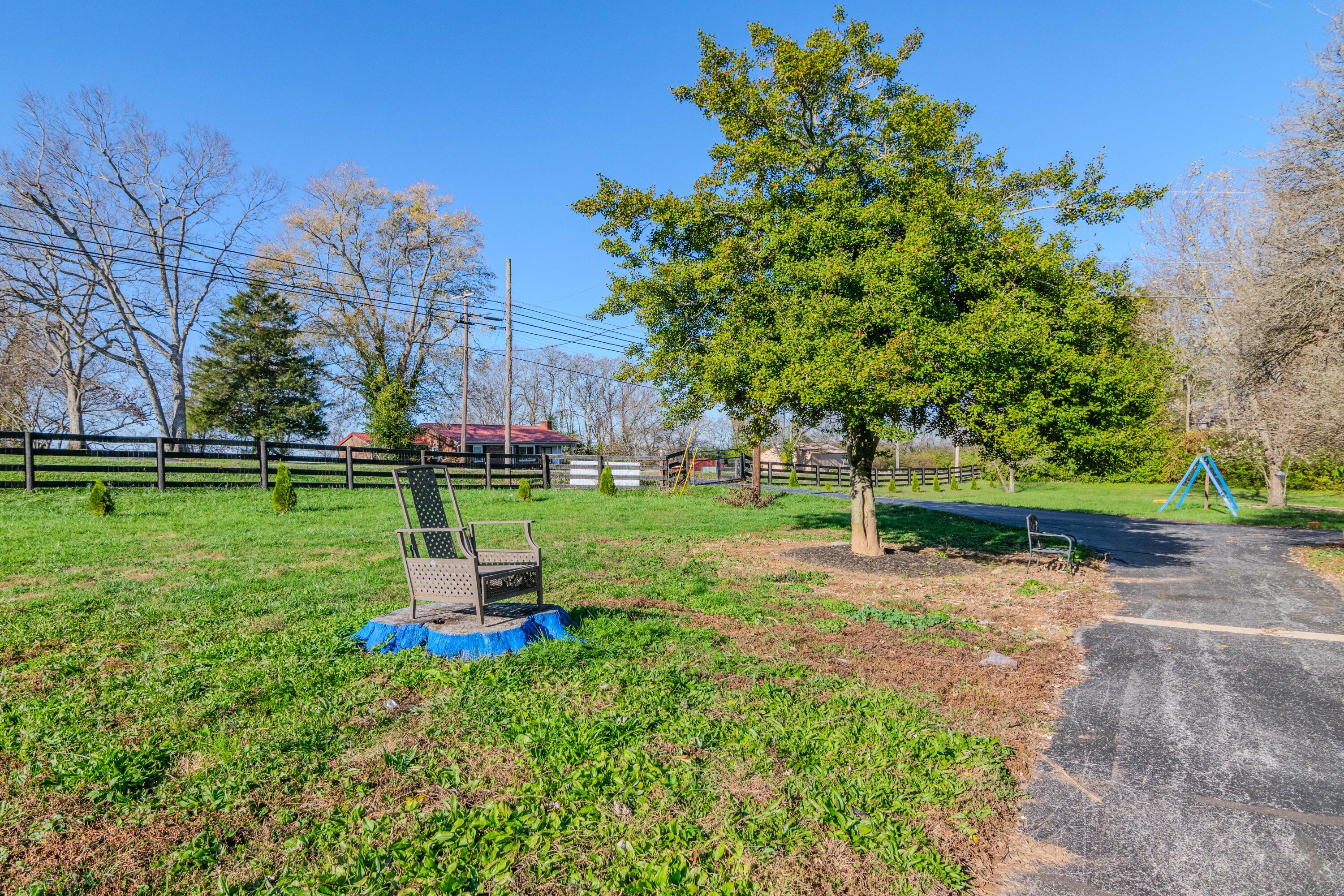 7897 Old Richmond Road Property Photo 25
