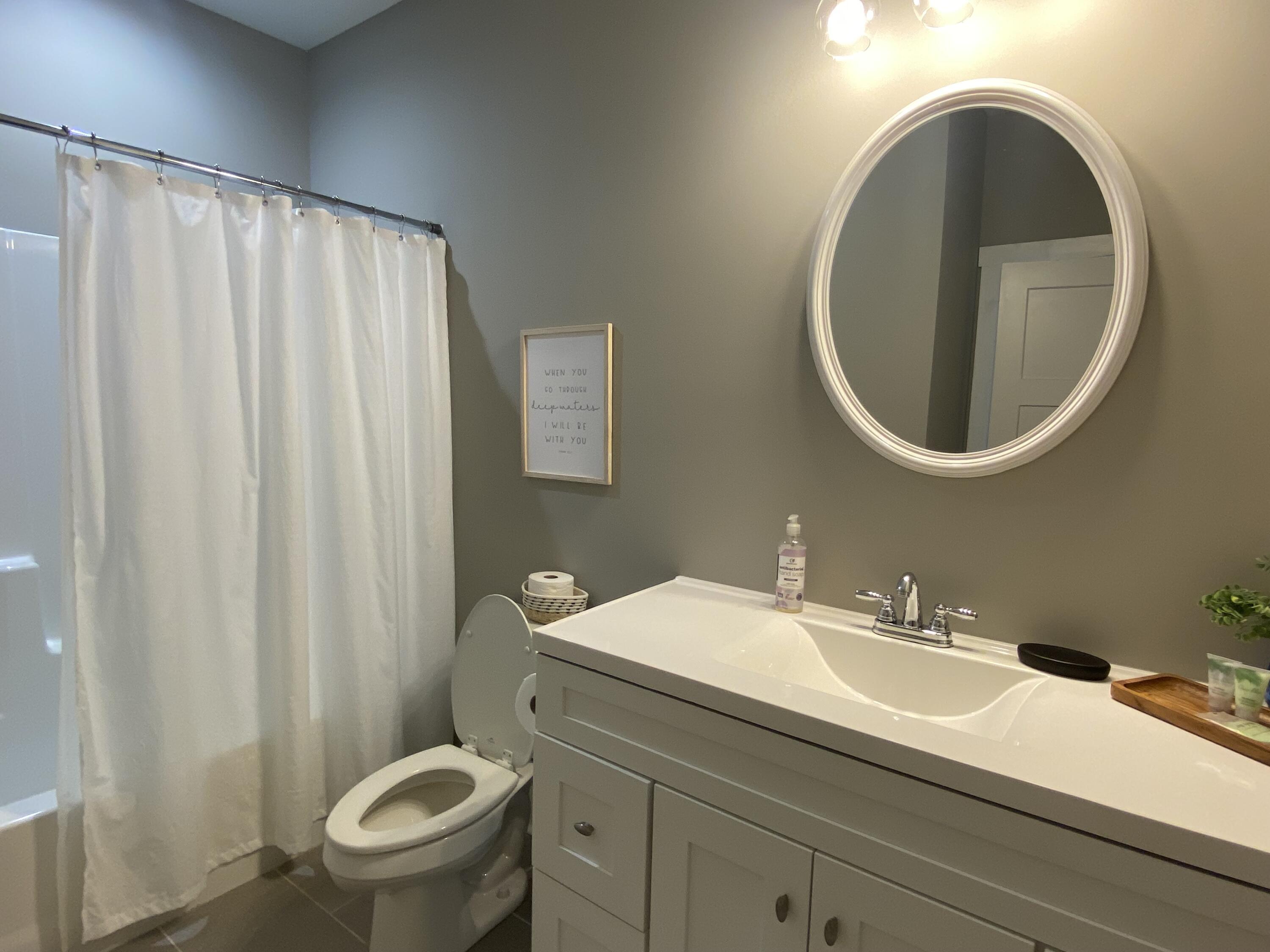 114 Peach Tree Lane Property Photo 14