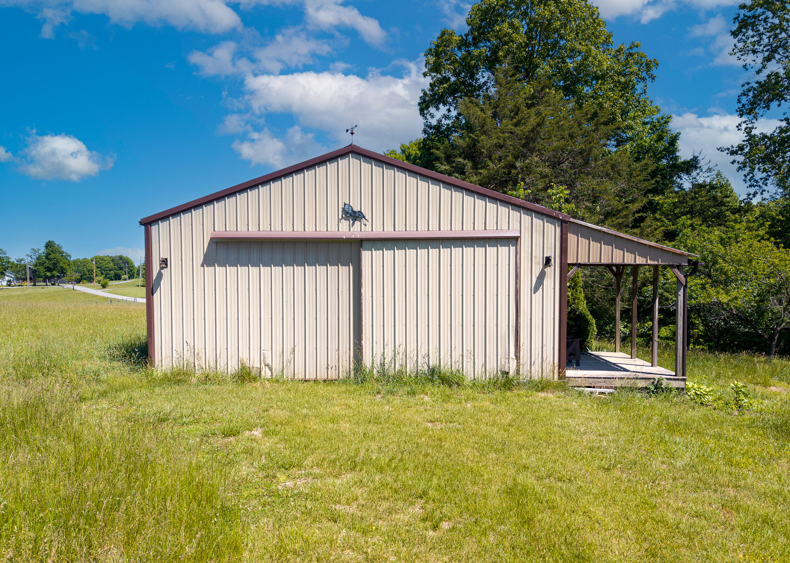 345 Fairview Road Property Photo 6