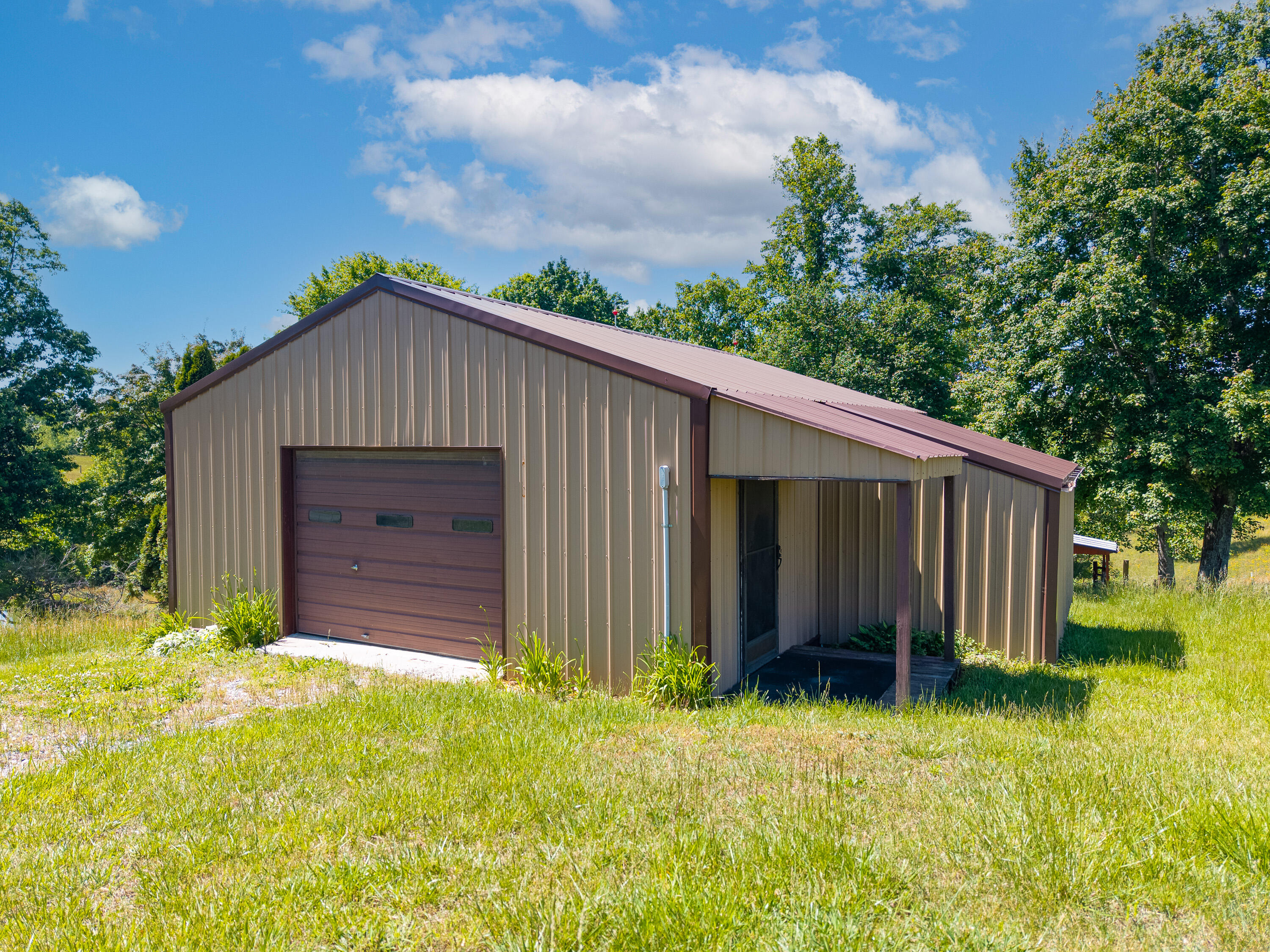 345 Fairview Road Property Photo 7