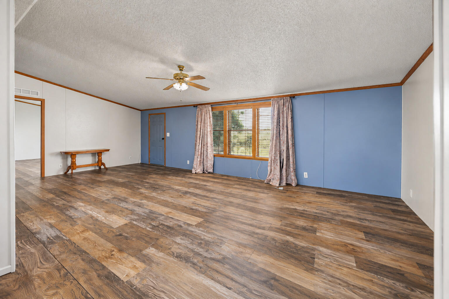324 Lawless Lane Property Photo 3