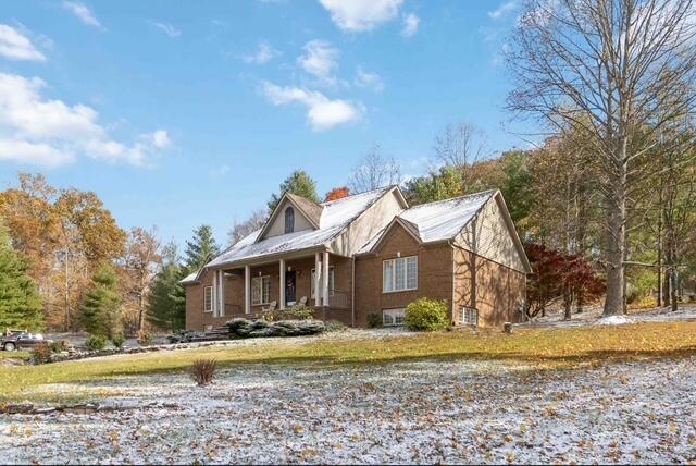 521 Water Cliff Drive Property Photo 3