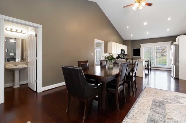 521 Water Cliff Drive Property Photo 17
