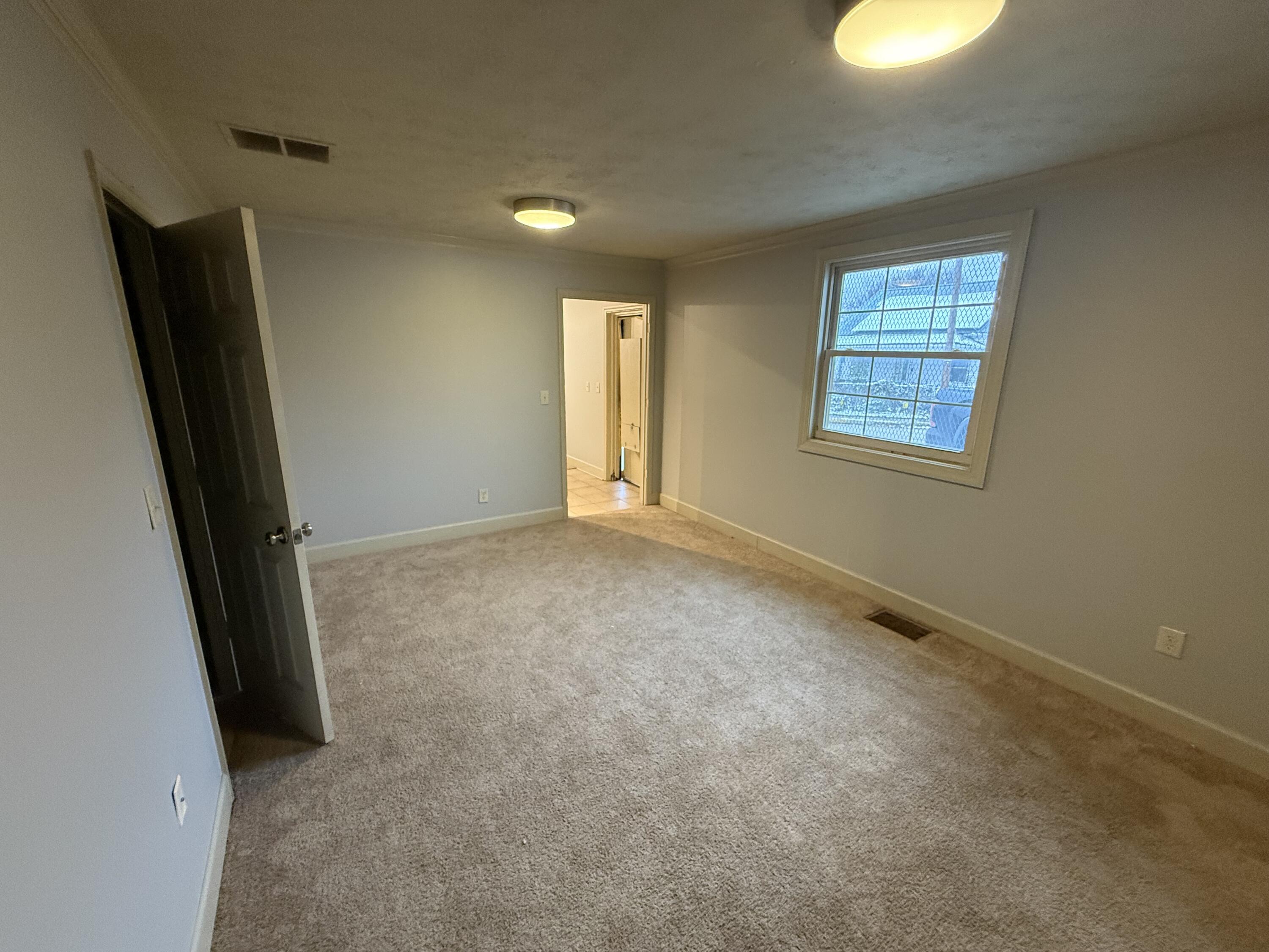 312 Thompson Road Property Photo 5