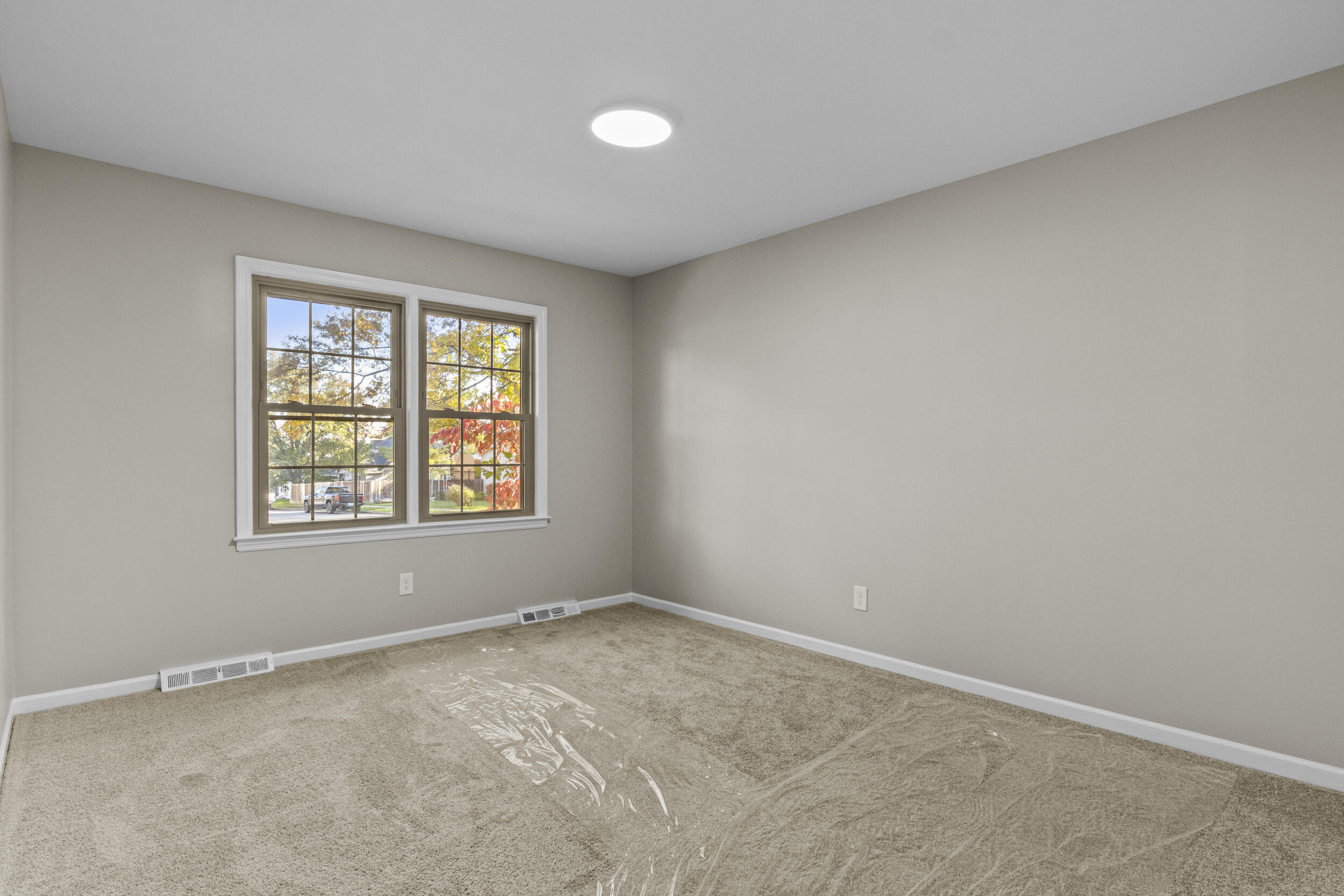 3671 Walden Drive Property Photo 8