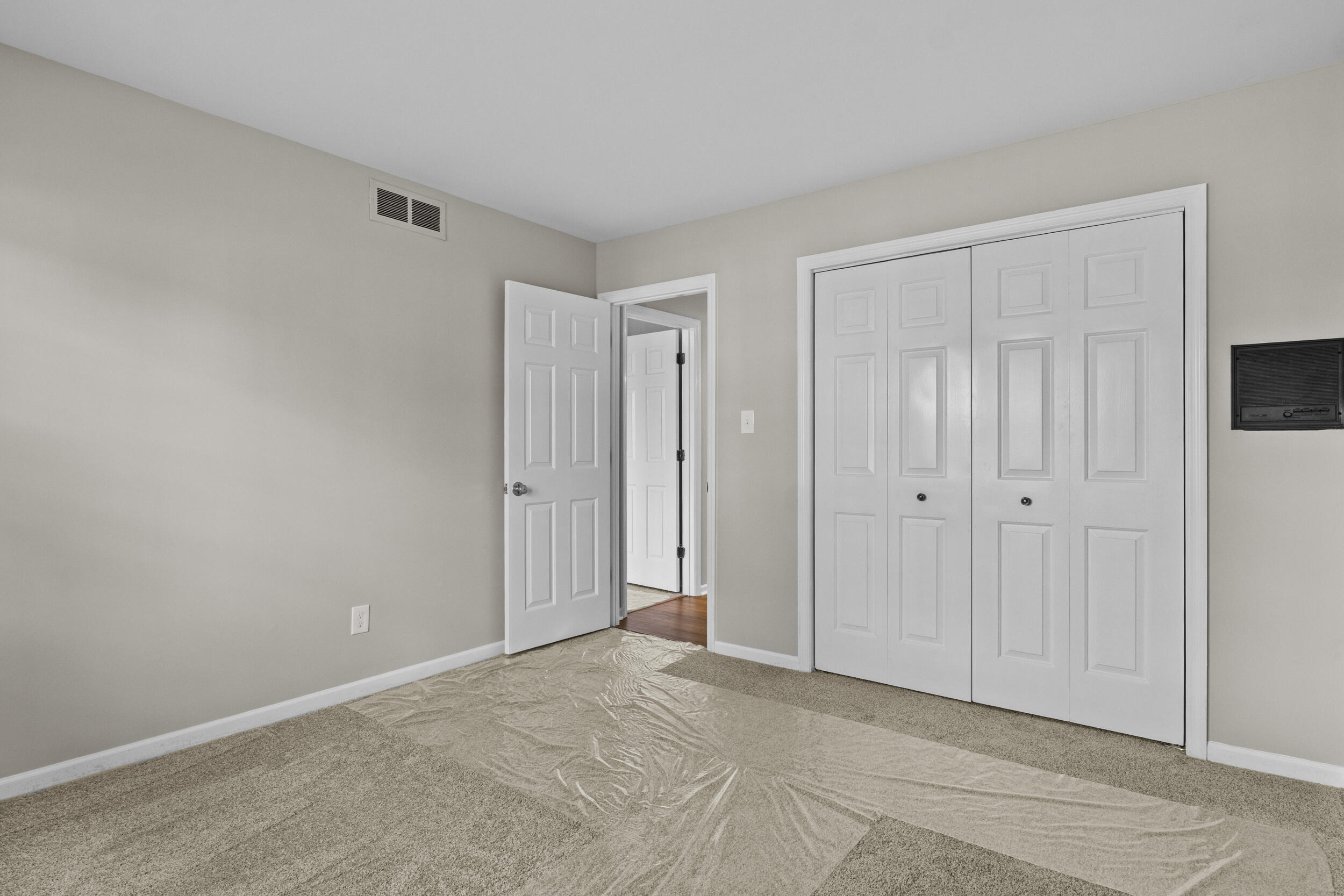 3671 Walden Drive Property Photo 11