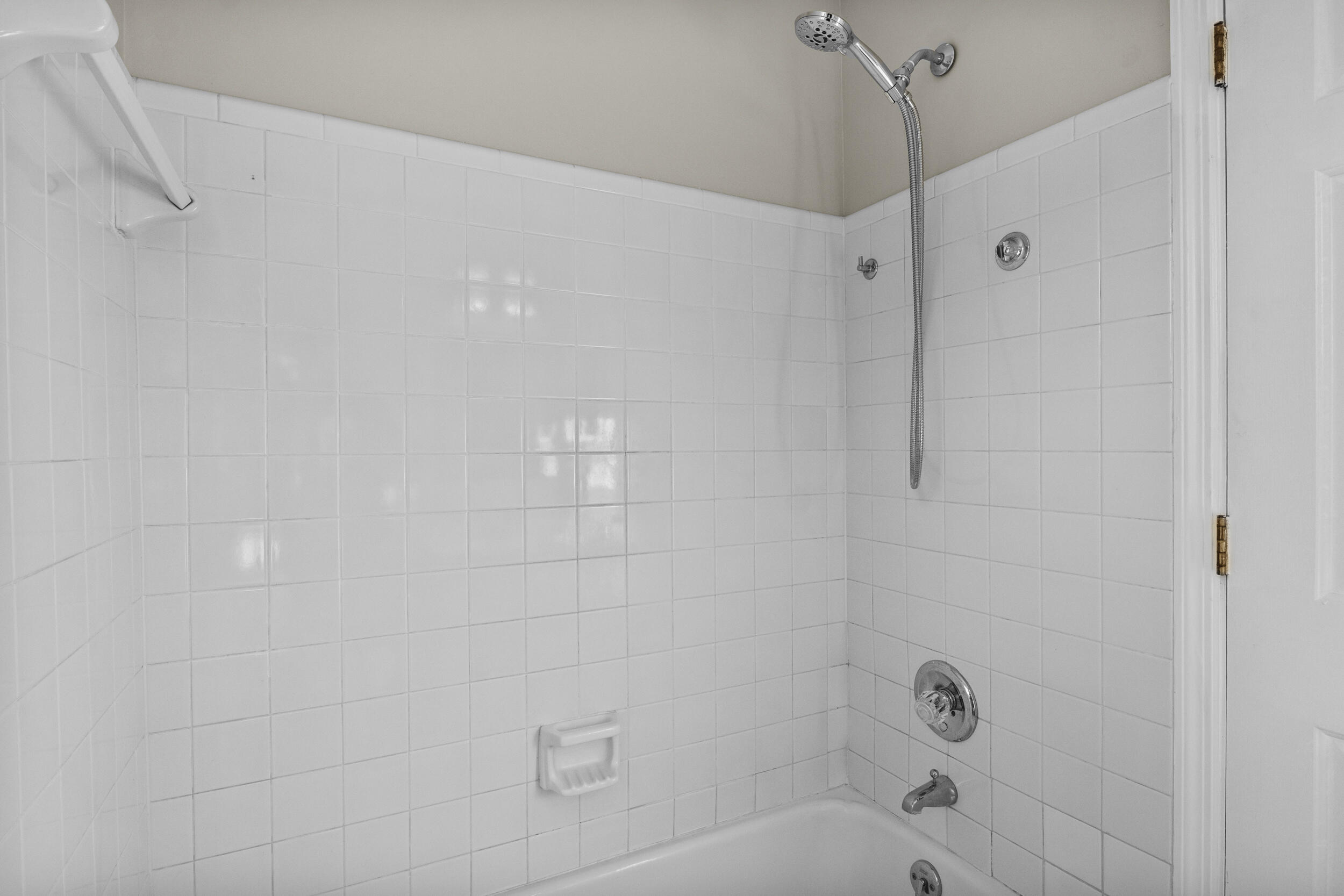 3671 Walden Drive Property Photo 20
