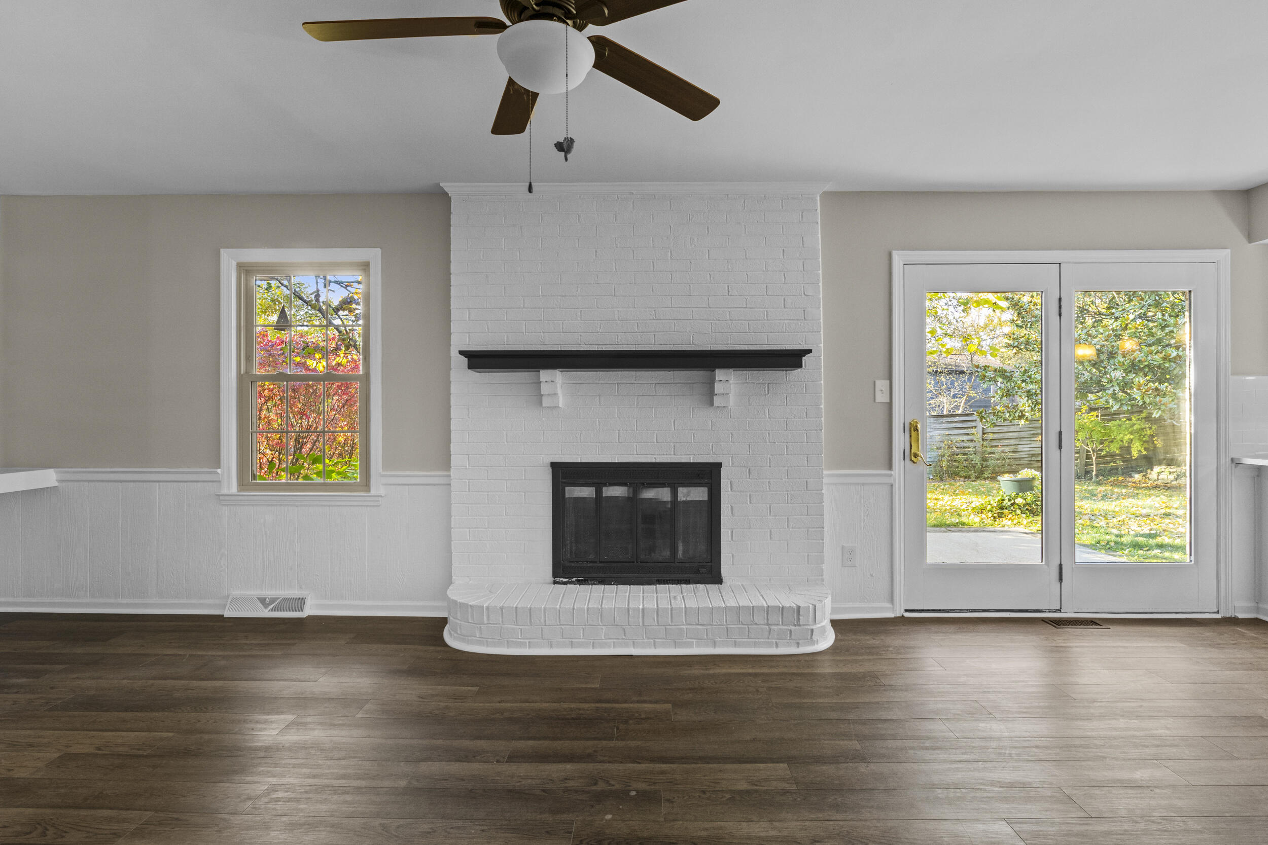 3671 Walden Drive Property Photo 37