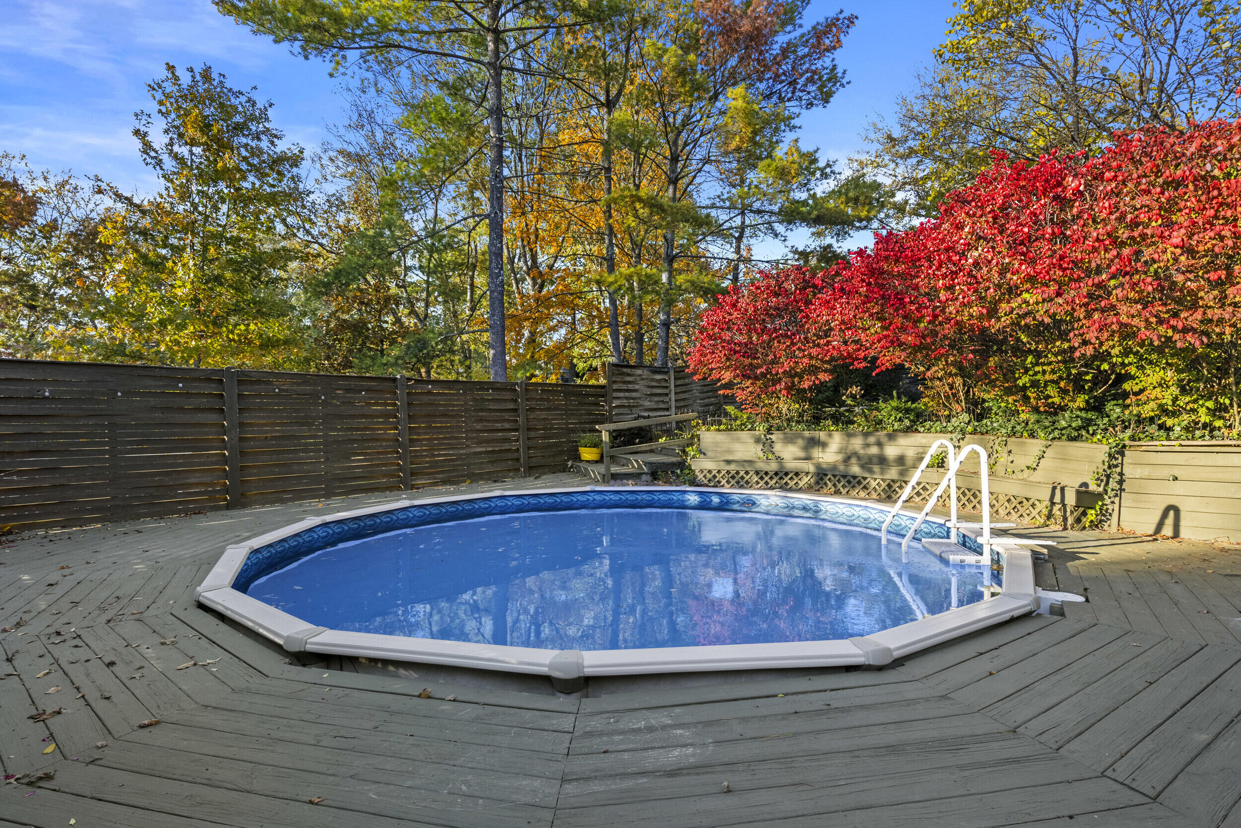 3671 Walden Drive Property Photo 53