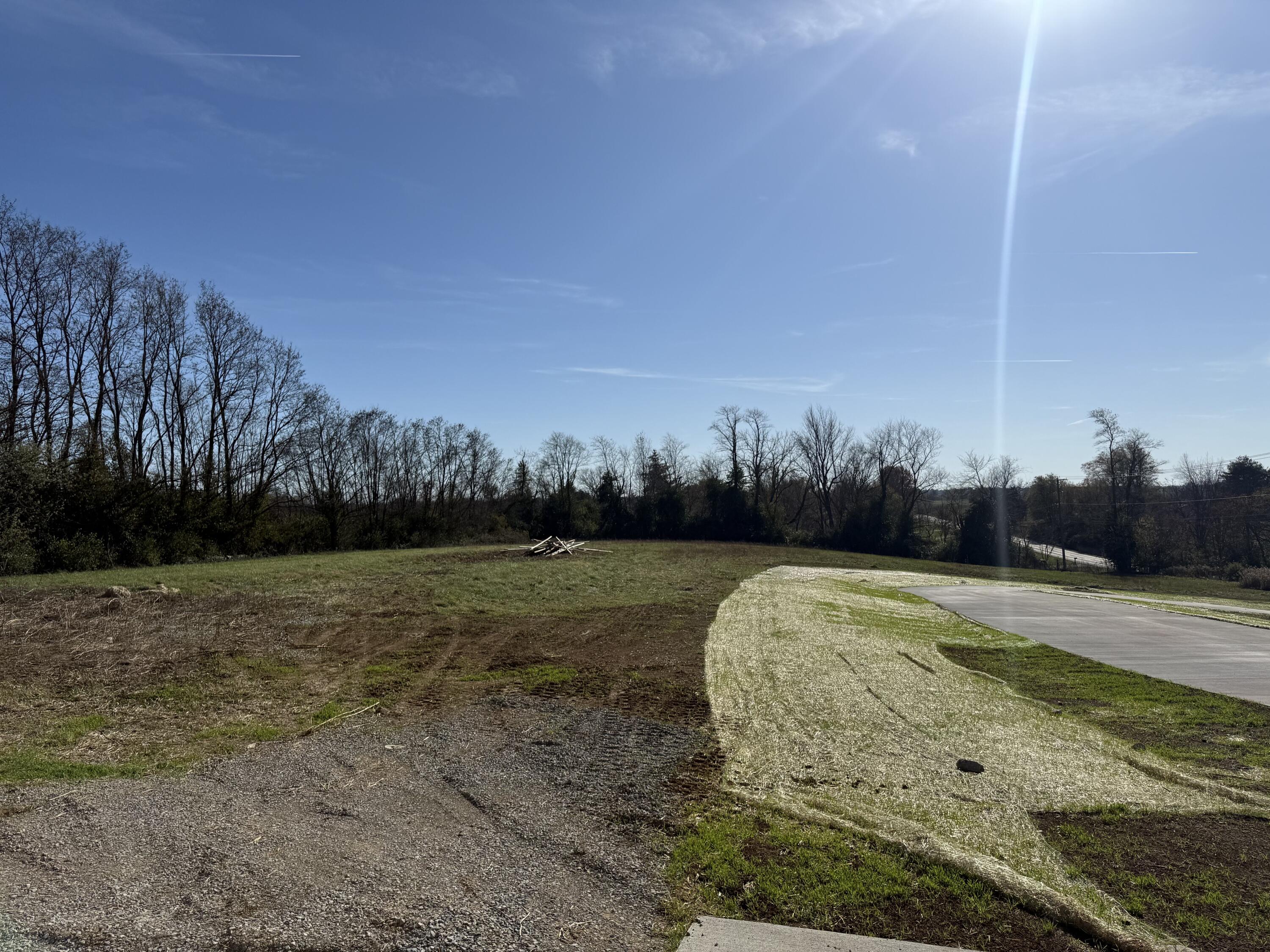 2725 Lexington Road Property Photo 1