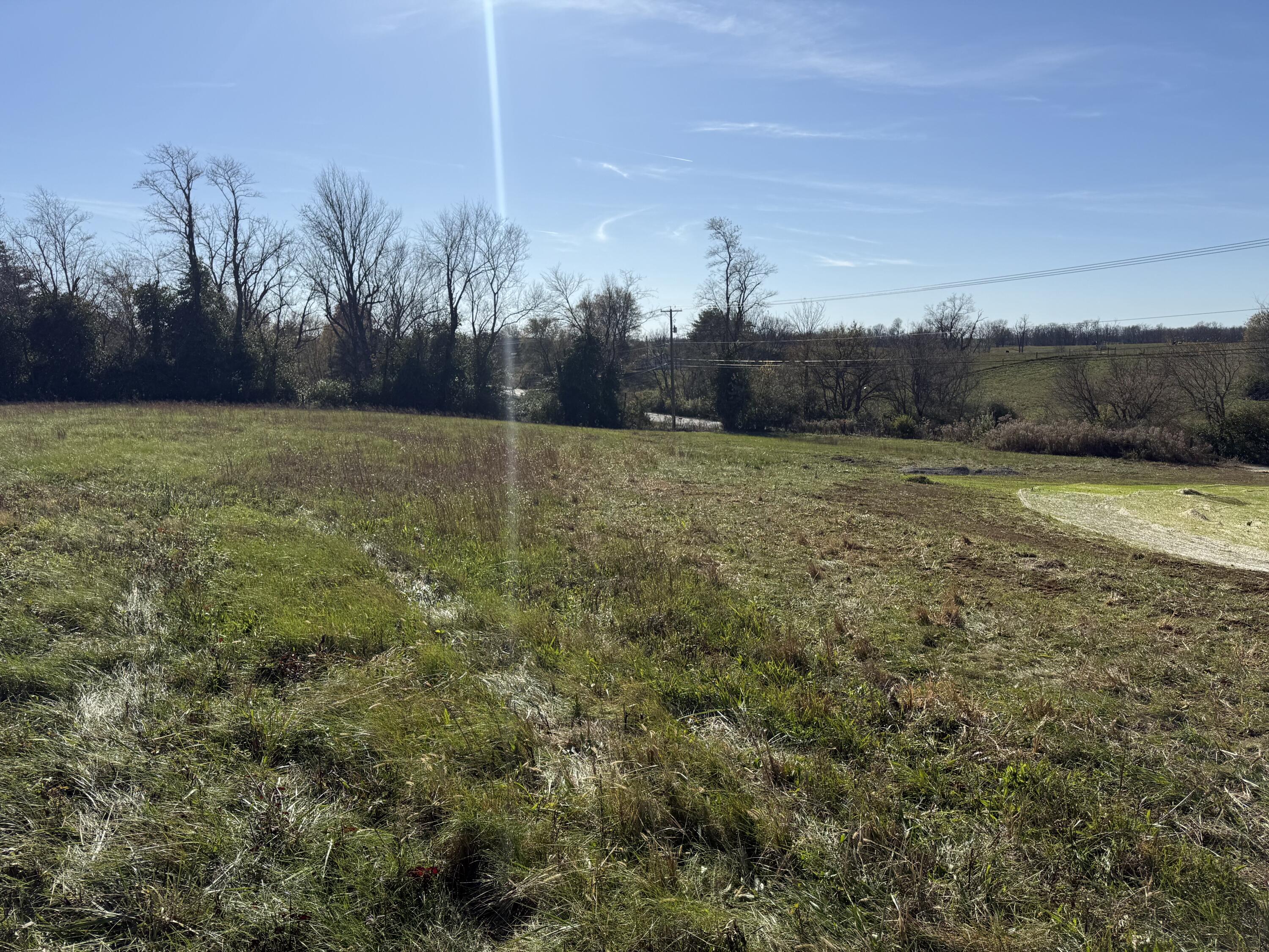 2725 Lexington Road Property Photo 3