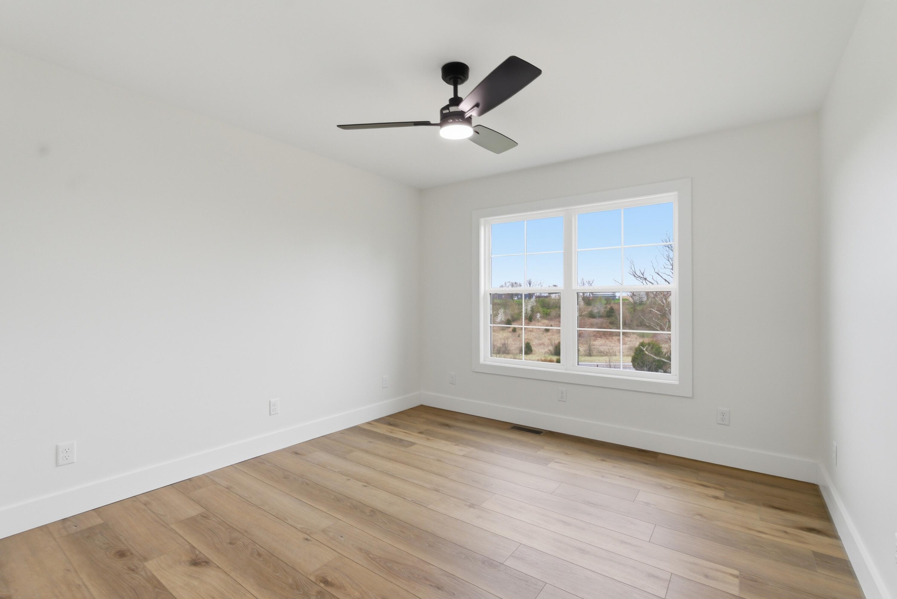 265 Liam Way Property Photo 32