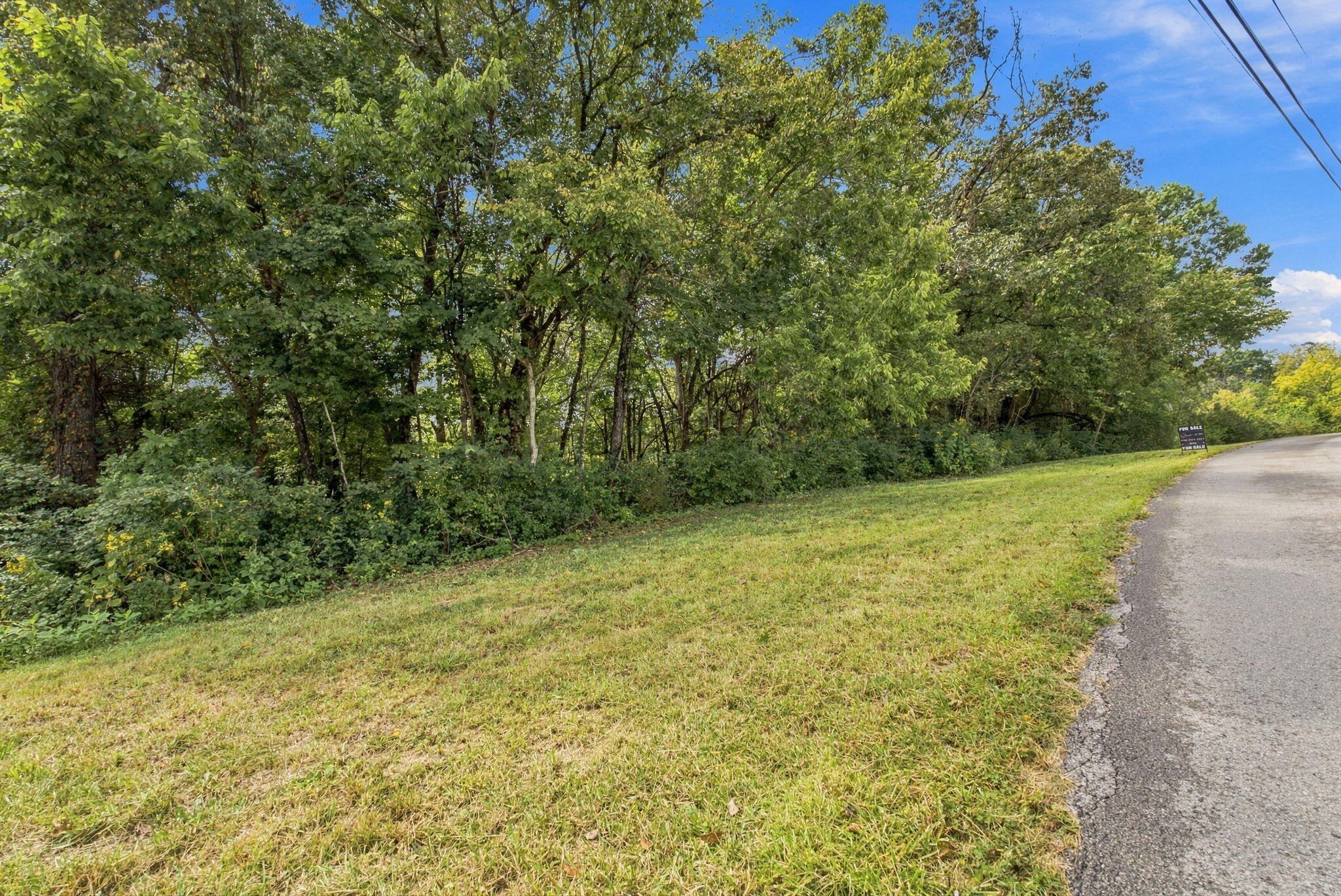 544 Avawam Drive Property Photo 17