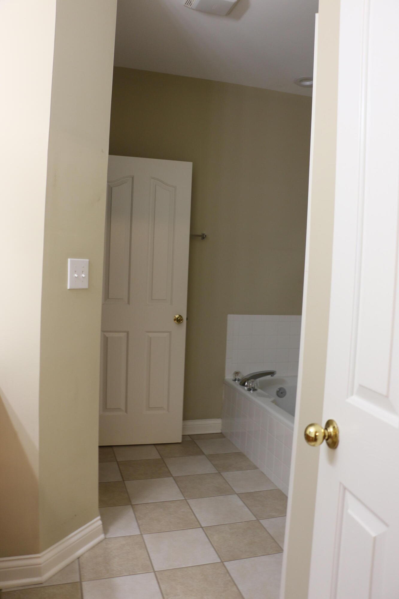 225 Plantations Drive Property Photo 10