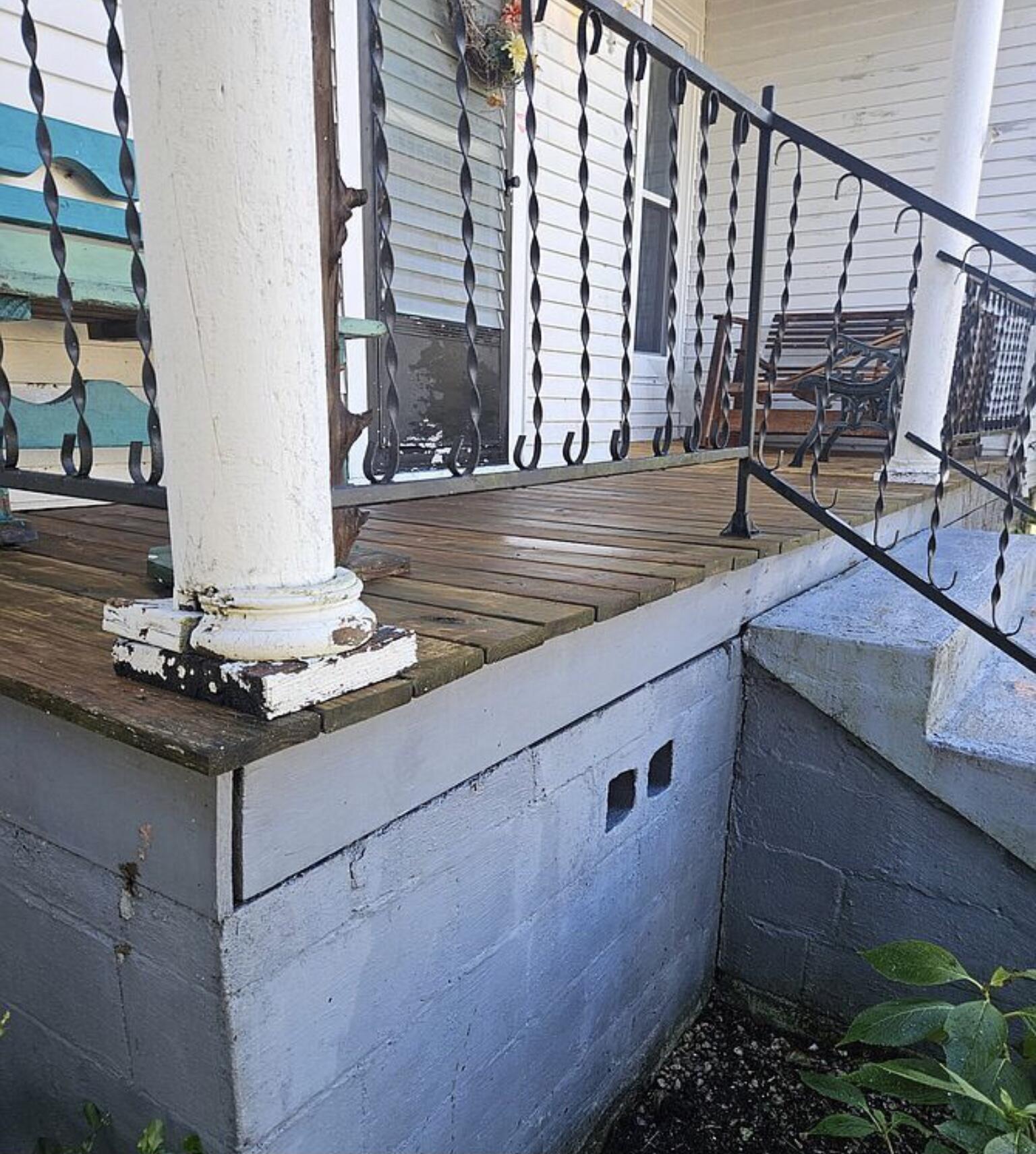 418 Front Street Property Photo 10