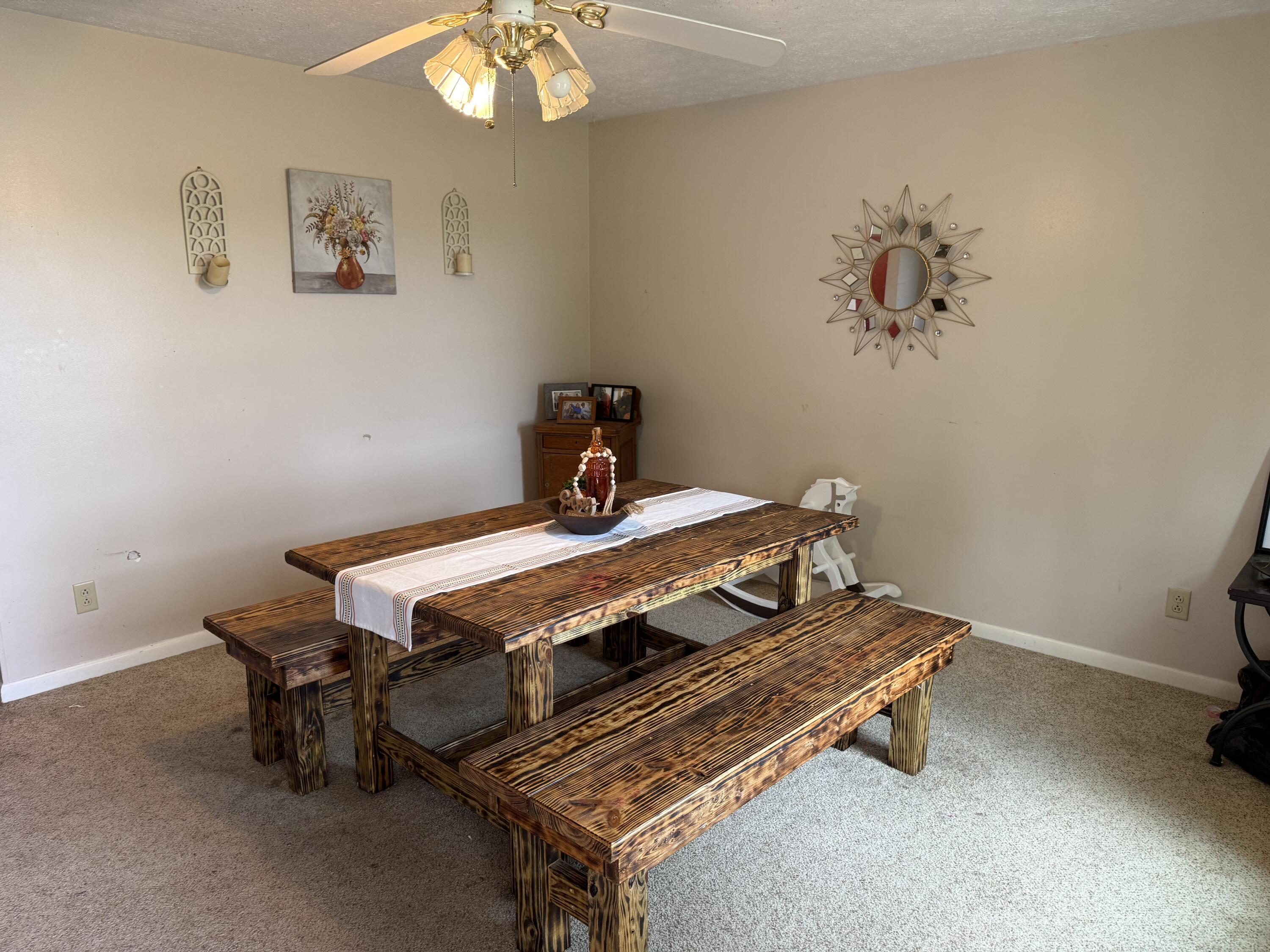 1325 Weaver Ridge Road Property Photo 6