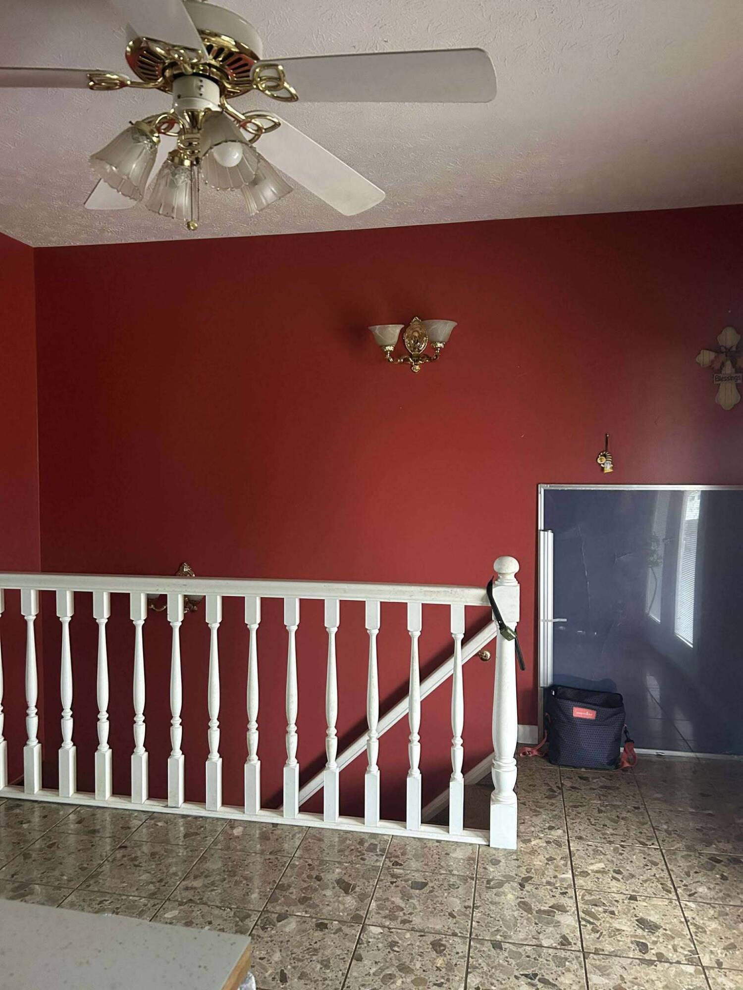 1325 Weaver Ridge Road Property Photo 7